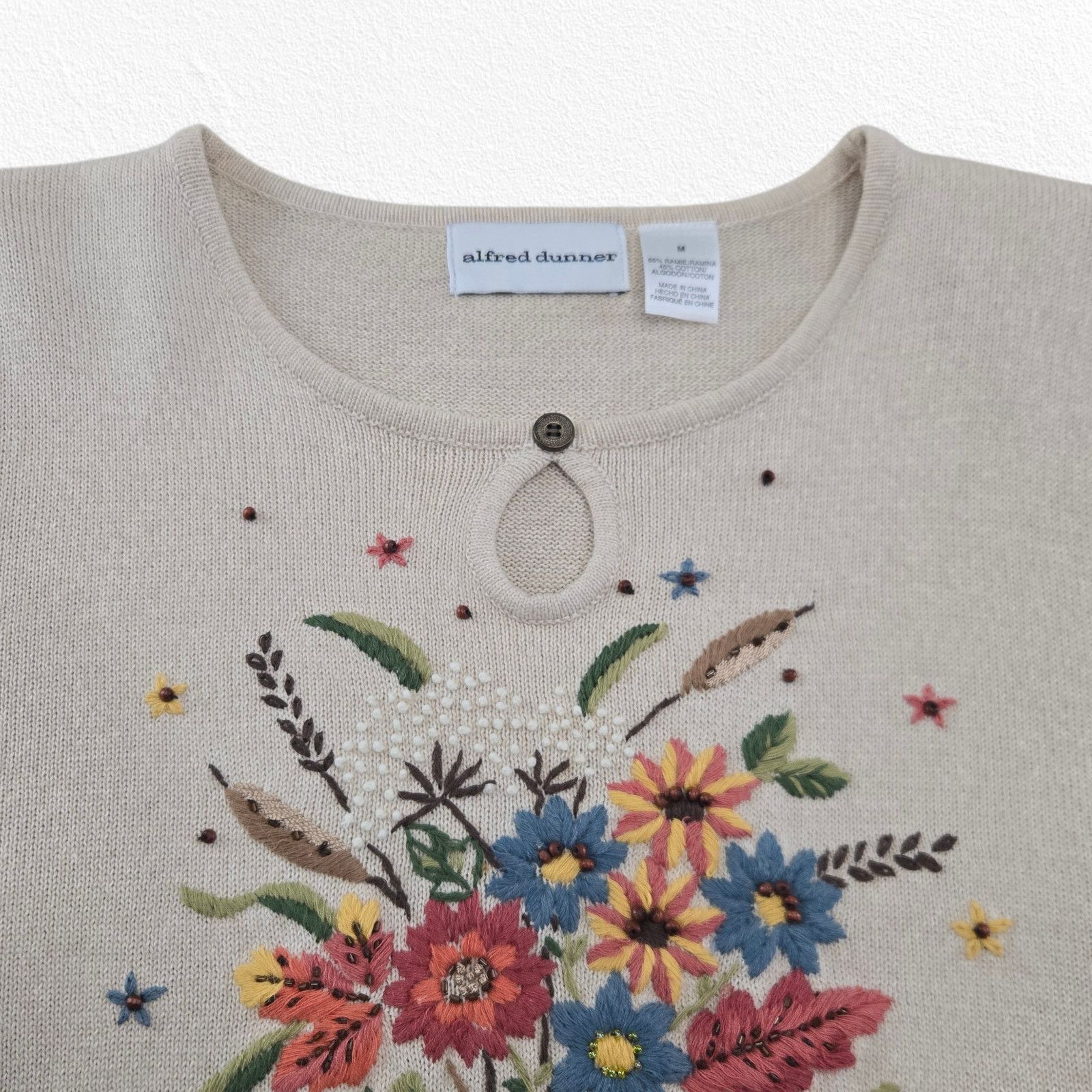 Vintage Vintage Floral Embroidered Knit Sweater Size Medium Size M / US 6-8 / IT 42-44 - 5 Thumbnail
