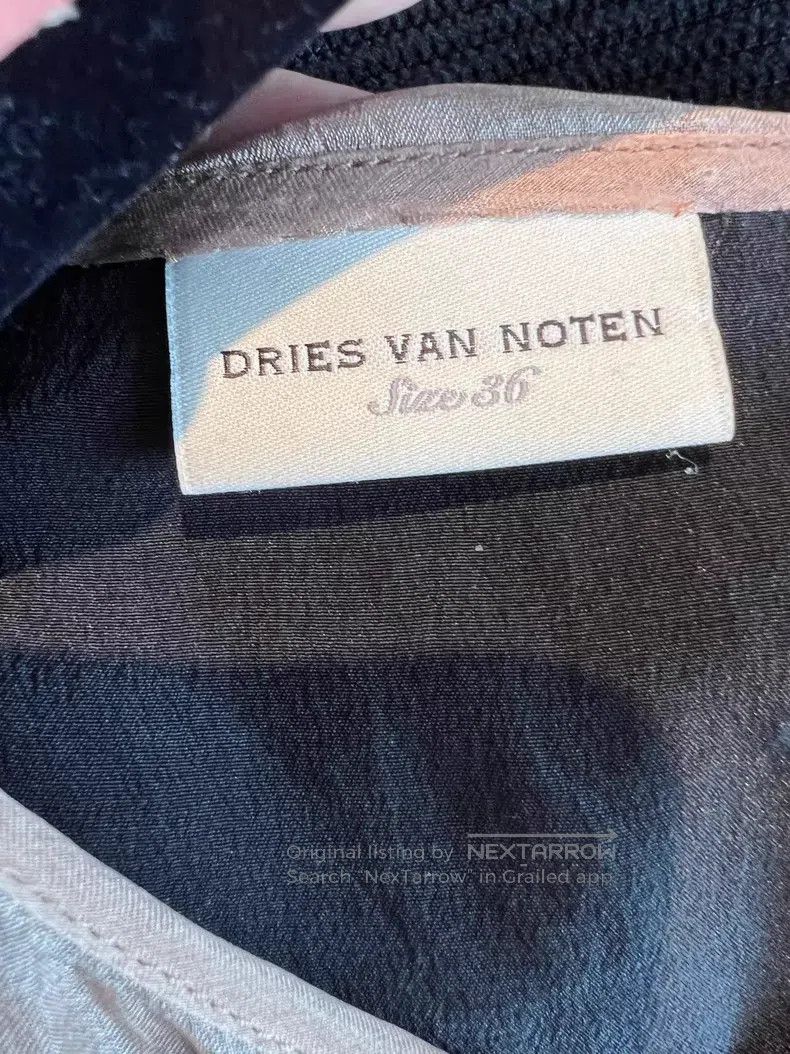 Dries Van Noten Dries Van Noten SIZE:36 Beaded Shiny Top Size S / US 4 / IT 40 - 2 Thumbnail