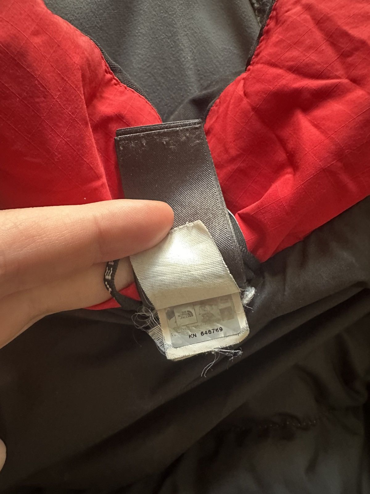 The North Face The North Face Nuptse 700 pro 2003 Expedition – Red Size US L / EU 52-54 / 3 - 12 Thumbnail