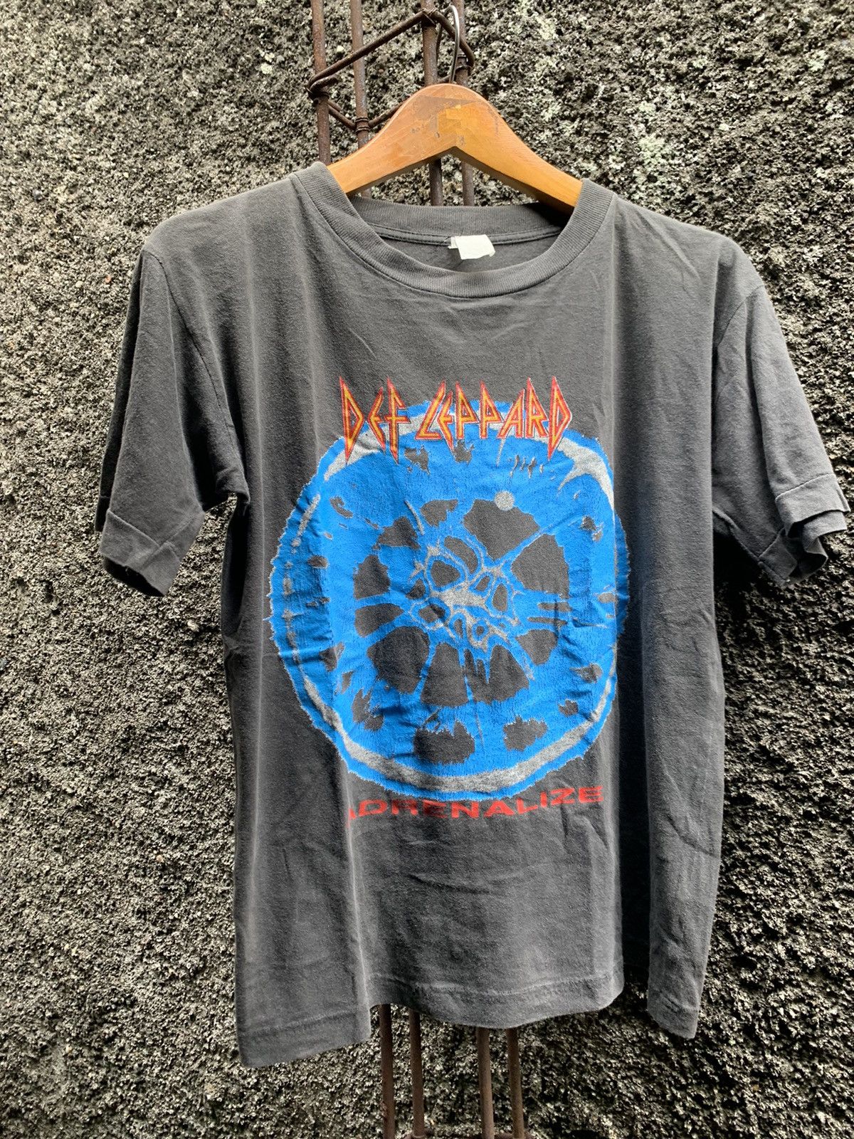 Band Tees × Def Leppard × Vintage Vintage Def Leppard Adrenalize Shirt Size US M / EU 48-50 / 2 - 3 Thumbnail