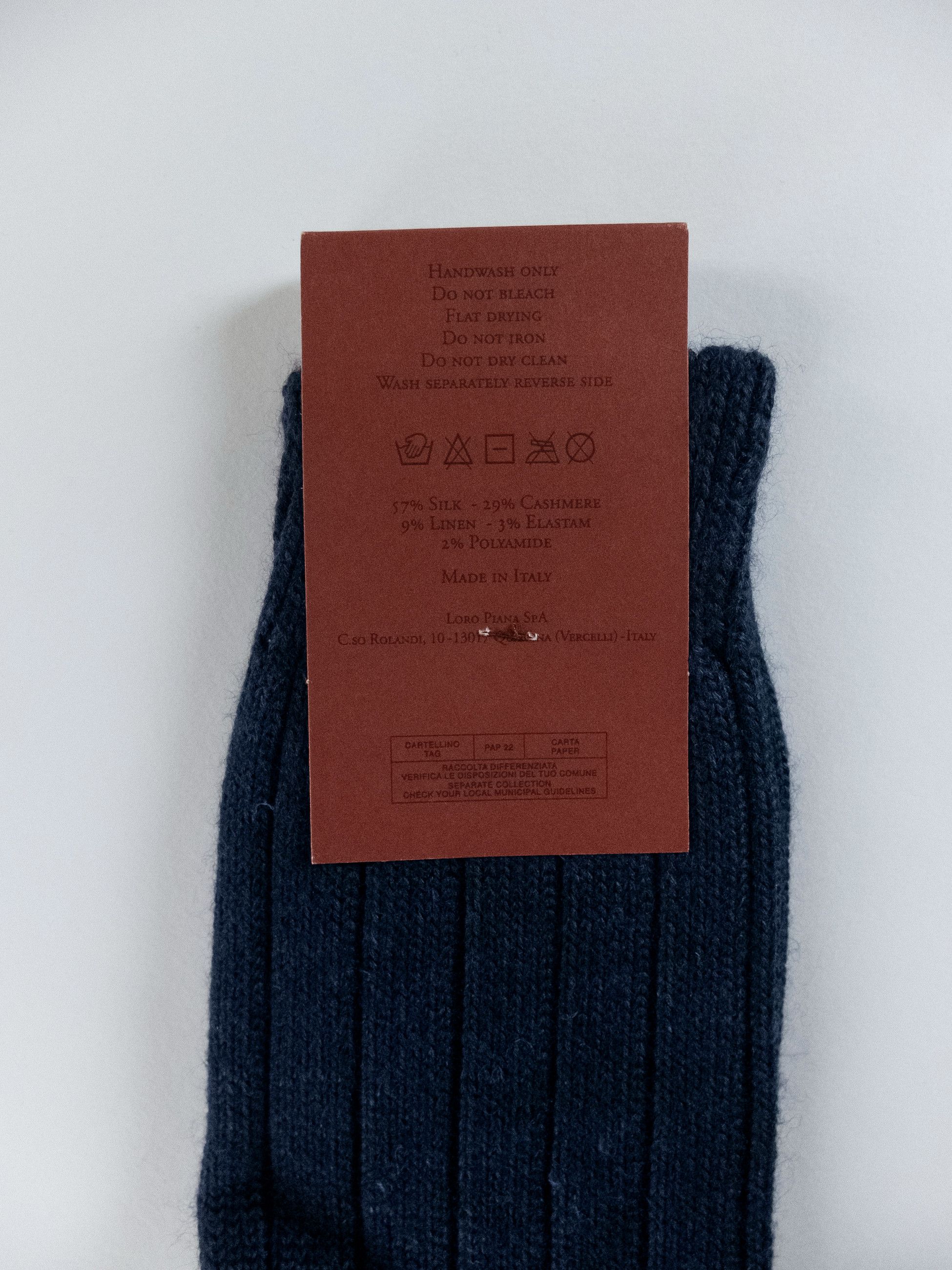 Loro Piana LORO PIANA navy blue silk cashmere socks Medium q Size ONE SIZE - 5 Thumbnail