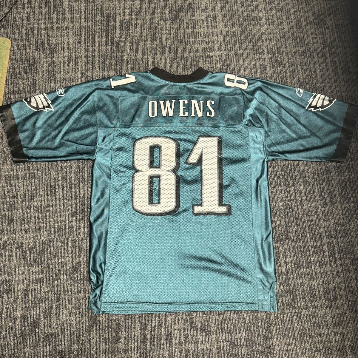 NFL Reebok Eagles Terrell Owens #81 Jersey M Size US M / EU 48-50 / 2 - 1 Thumbnail