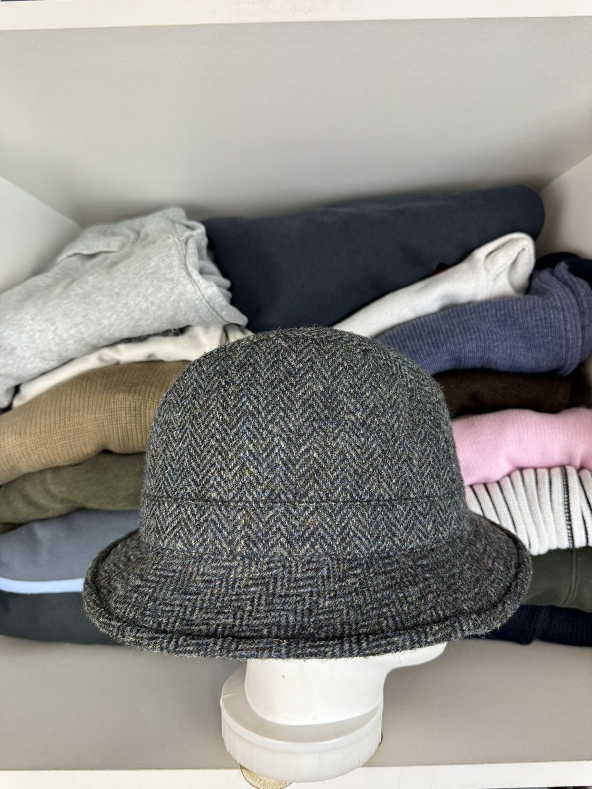 Harris Tweed Harris Tweed 100% Wool Hat with Feather Accent Size ONE SIZE - 4 Thumbnail