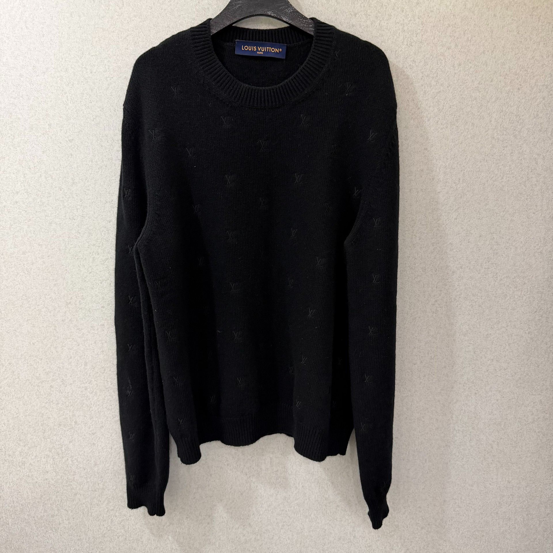 Louis Vuitton Louis Vuitton Wool Embroidered Sweater m Men Size US M / EU 48-50 / 2 - 1 Thumbnail