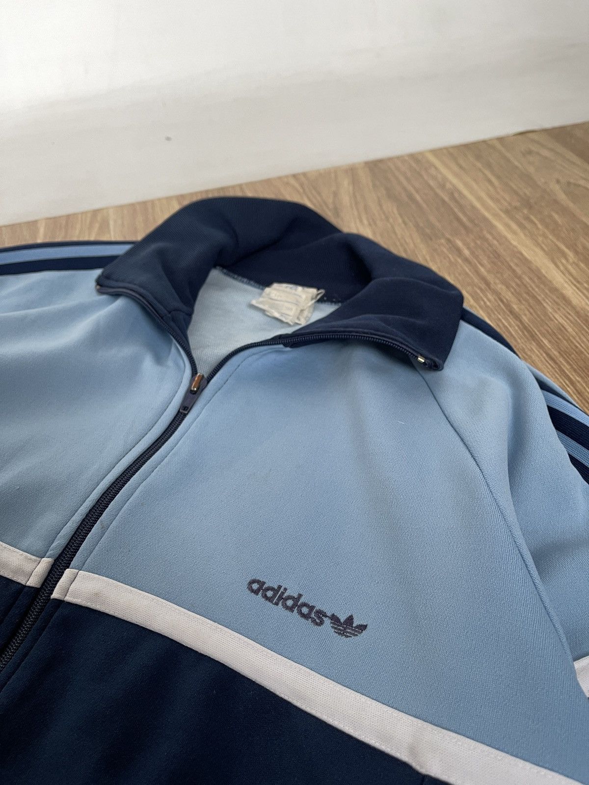 Adidas Adidas 70s/80s Tracksuit Jacket Size M Made In Korea Size US M / EU 48-50 / 2 - 7 Thumbnail