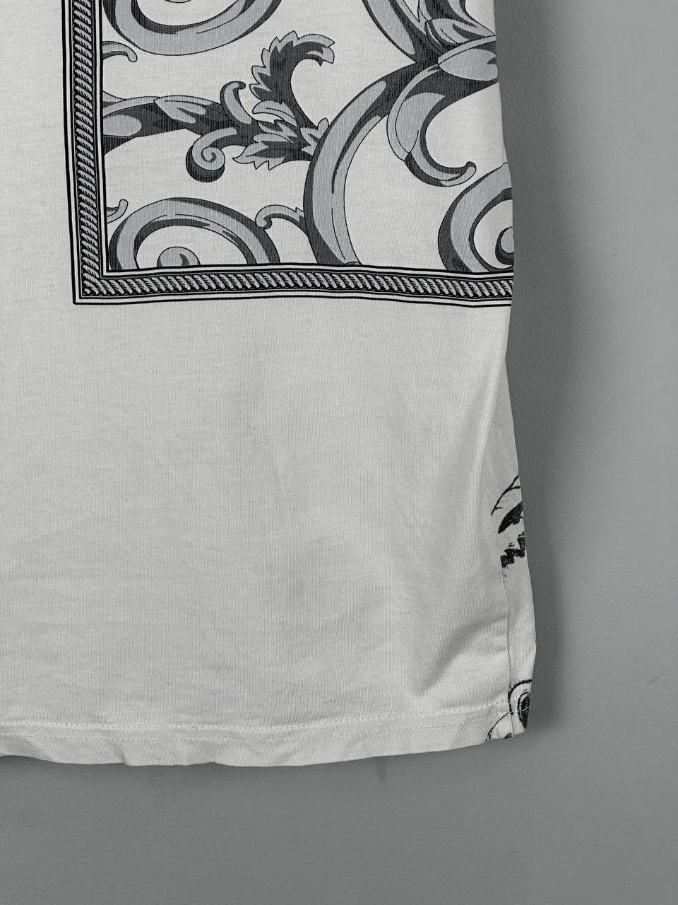 Versace Luxury Versace Medusa Logo Printed T Shirt Size US S / EU 44-46 / 1 - 17 Thumbnail