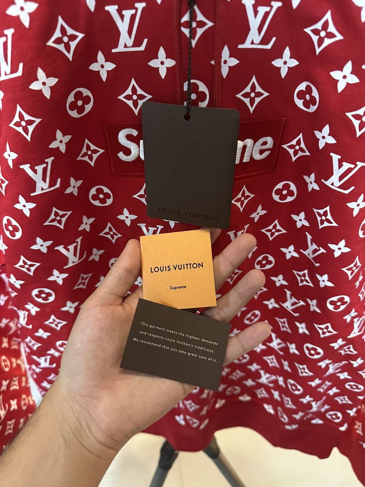 Louis Vuitton × Supreme Louis Vuitton Supreme Box Logo Hoodie Size US S / EU 44-46 / 1 - 7 Thumbnail