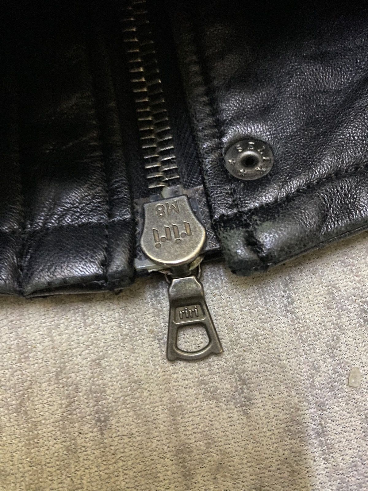 NO ID NO ID A2 LEATHER JACKET FUR NECK LINING REMOVEABLE Size US S / EU 44-46 / 1 - 12 Thumbnail