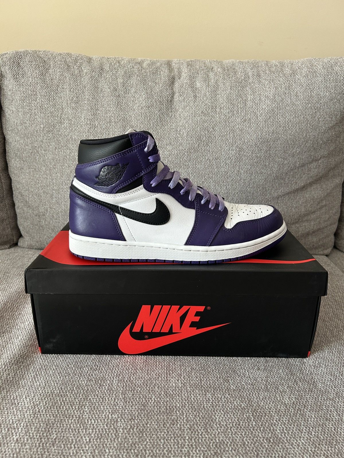 Jordan Brand × Nike Jordan 1 High Court Purple White Size US 10 / EU 43 - 1 Thumbnail