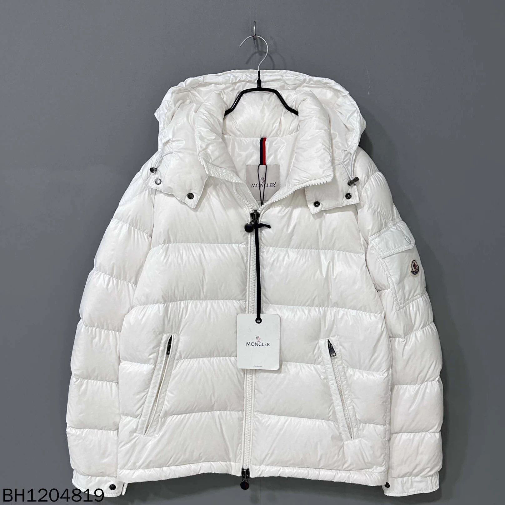 Moncler Moncler Maya White Puffer Jacket Size 2 Size M / US 6-8 / IT 42-44 - 1 Thumbnail