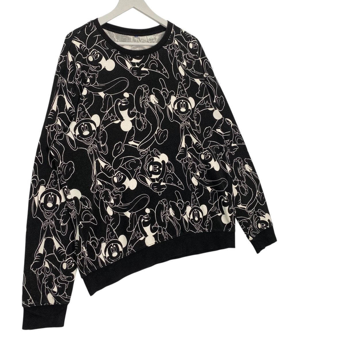 Vintage Vintage Disney Mickey Mouse Crewneck Sweatshirt Black/White Size US M / EU 48-50 / 2 - 3 Thumbnail