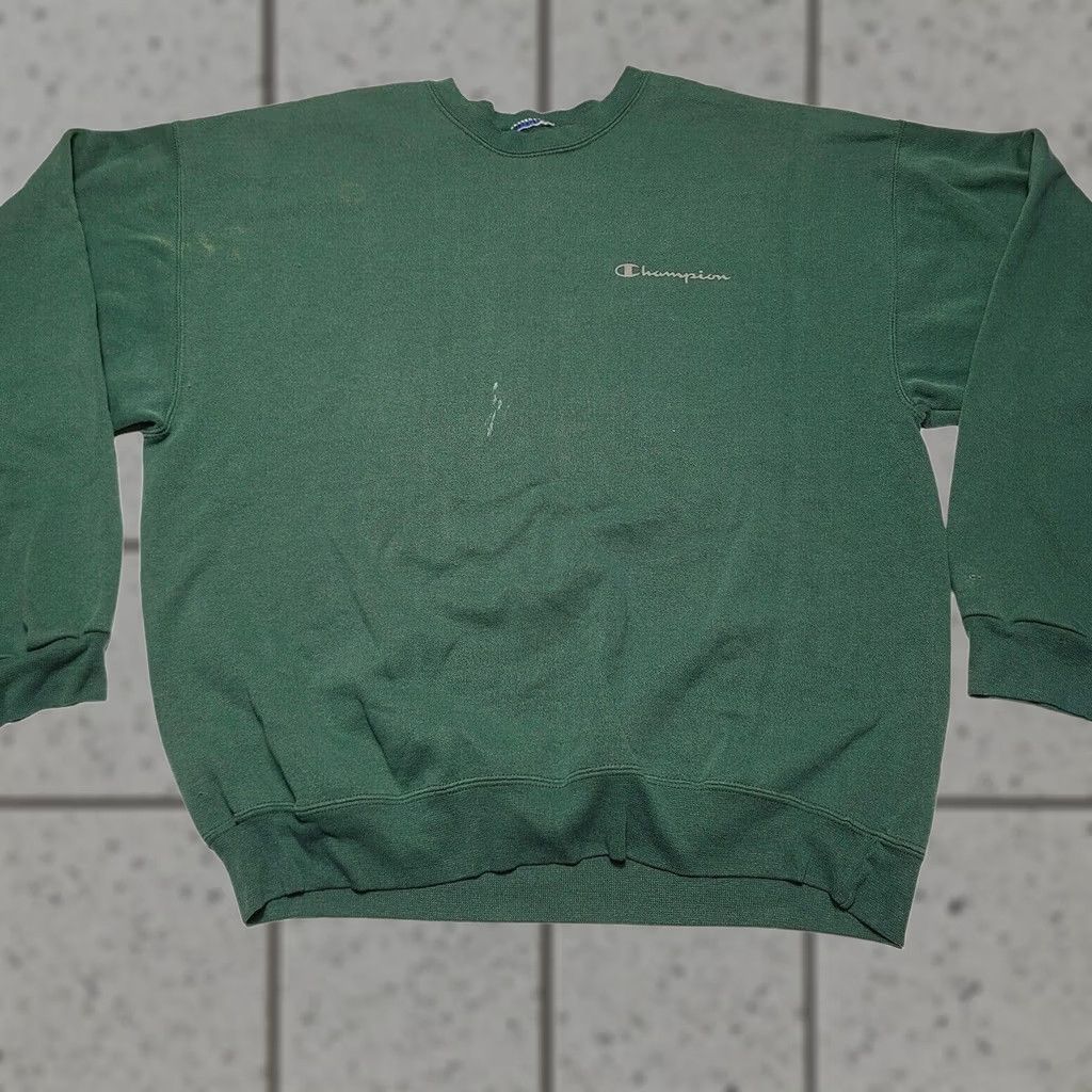 Champion VINTAGE Champion Crewneck Sweatshirt L Men Forest Green Logo Embroidered 90s USA Pullover - Size US L / EU 52-54 / 3 - 1 Thumbnail