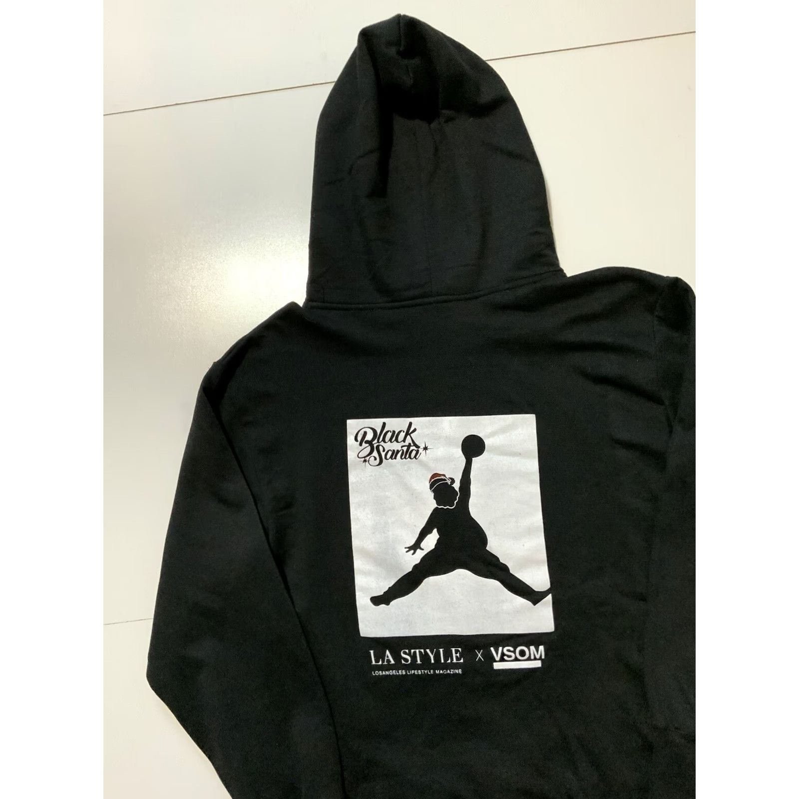 Vintage VINTAGE Baron Davis UWish 3rd Annual Black Santa Celebrity Basketball Game Hoodie Sz. M Men's Basketball Pro World Pullover Black M Size US M / EU 48-50 / 2 - 4 Thumbnail