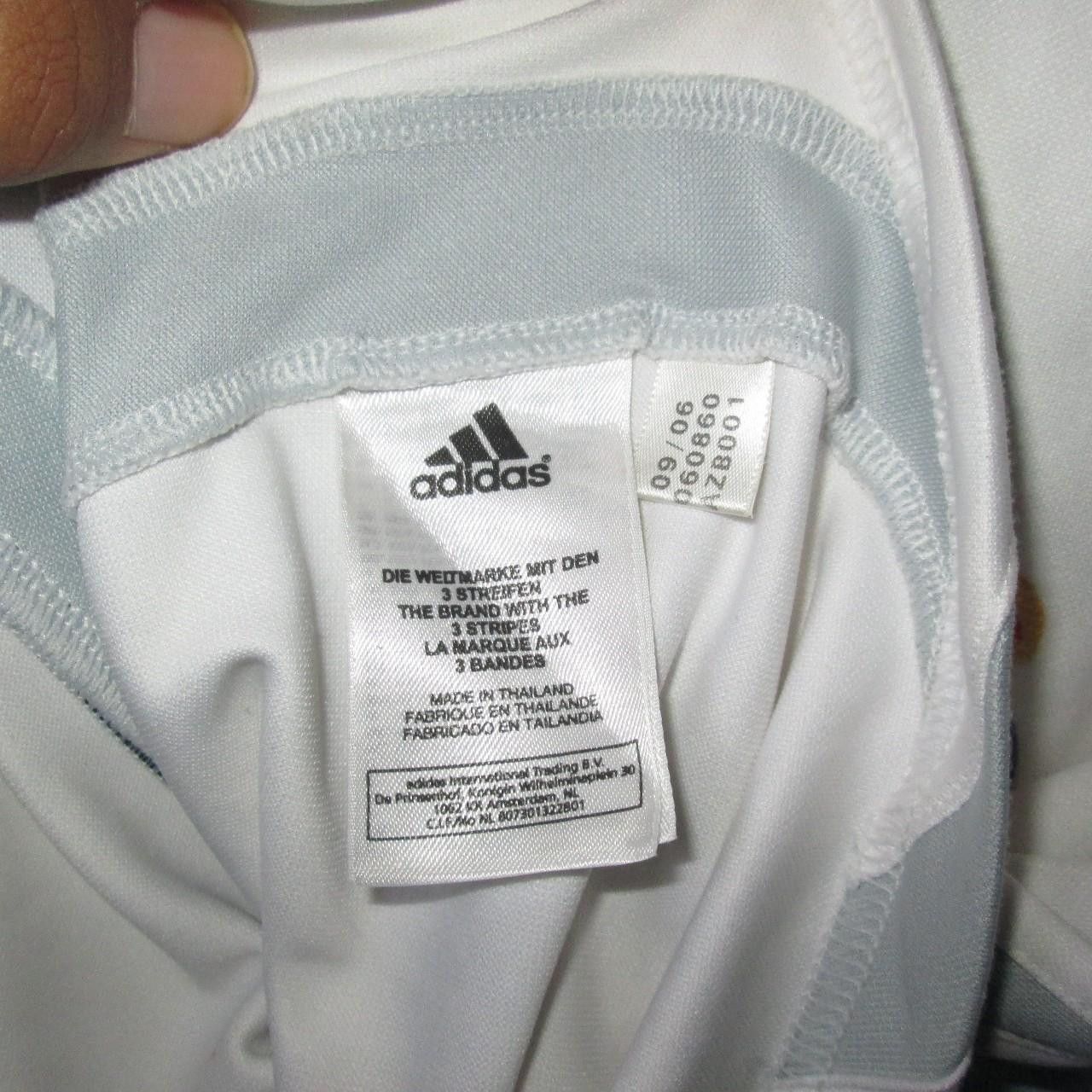 Adidas Real Madrid 2006 2007 Home Shirt Jersey Kit Woman Size US XS / EU 42 / 0 - 3 Thumbnail