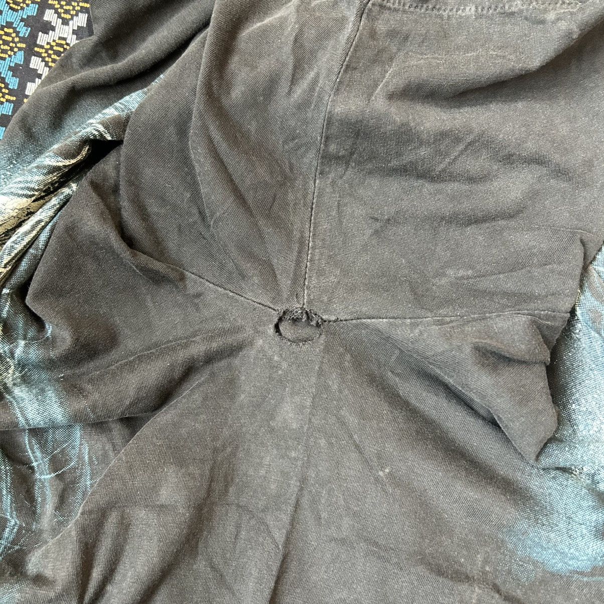 Vintage Vintage Rare Kurt Cobain Memorial Tee Size US L / EU 52-54 / 3 - 8 Thumbnail