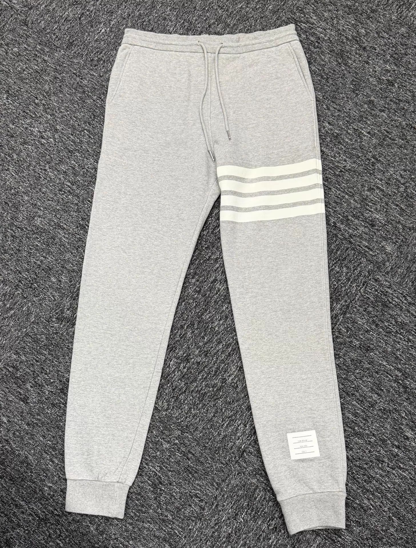 Thom Browne Thom Browne Men 4-Bar Light Gray Track Pants Size 2 98 New Size US 32 / EU 48 - 3 Thumbnail