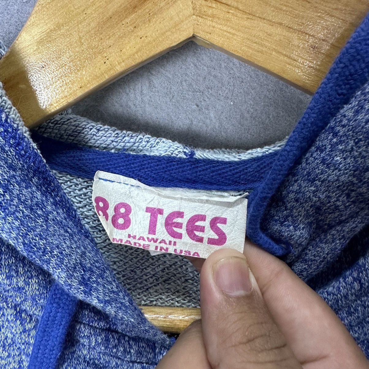 Vintage Vintage 88 Tees Hawaii Zip Hoodie Made in USA Size US S / EU 44-46 / 1 - 3 Thumbnail