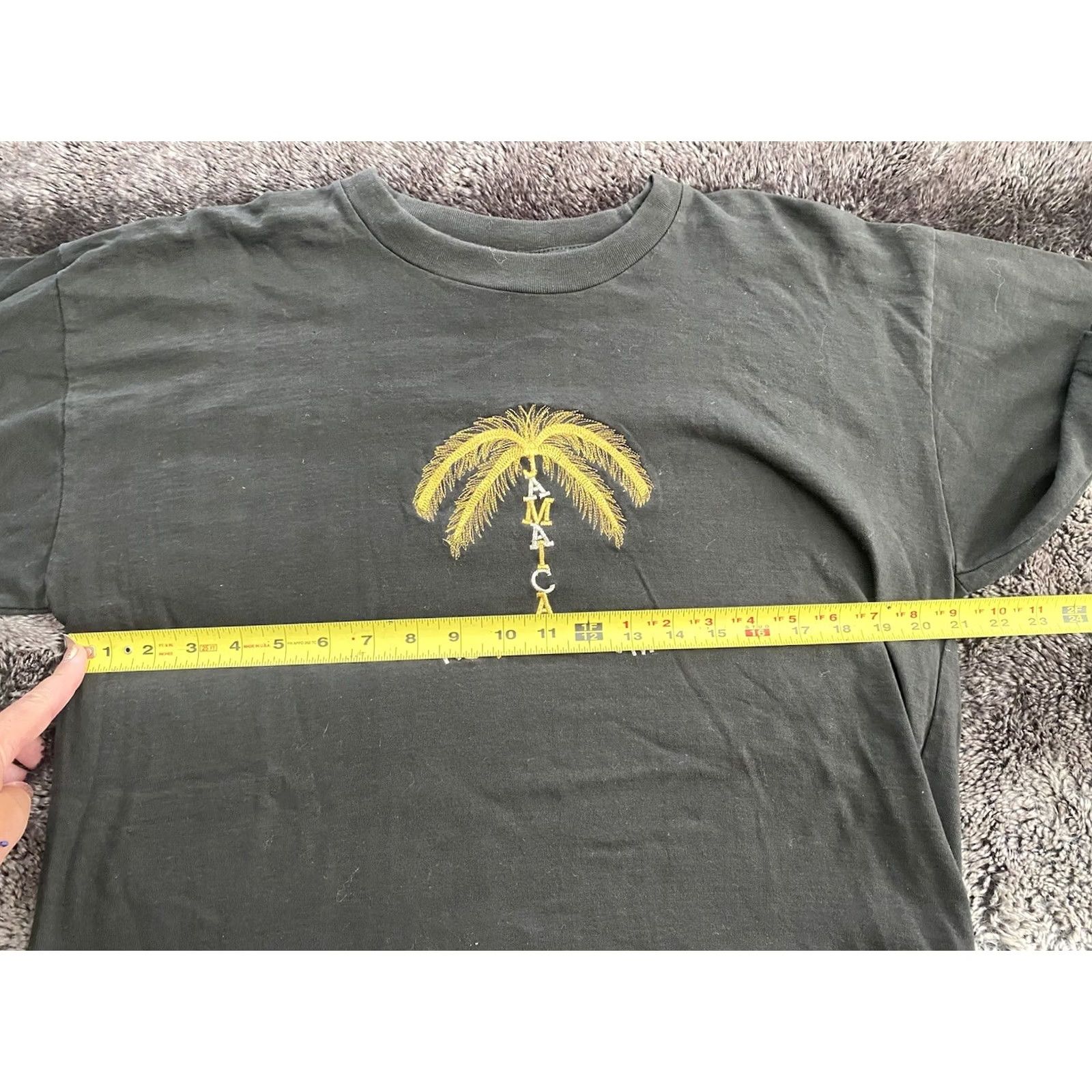 Vintage VINTAGE No Problem Jamaica Embroidered T-Shirt Men XL Black 90s Size US XL / EU 56 / 4 - 6 Thumbnail