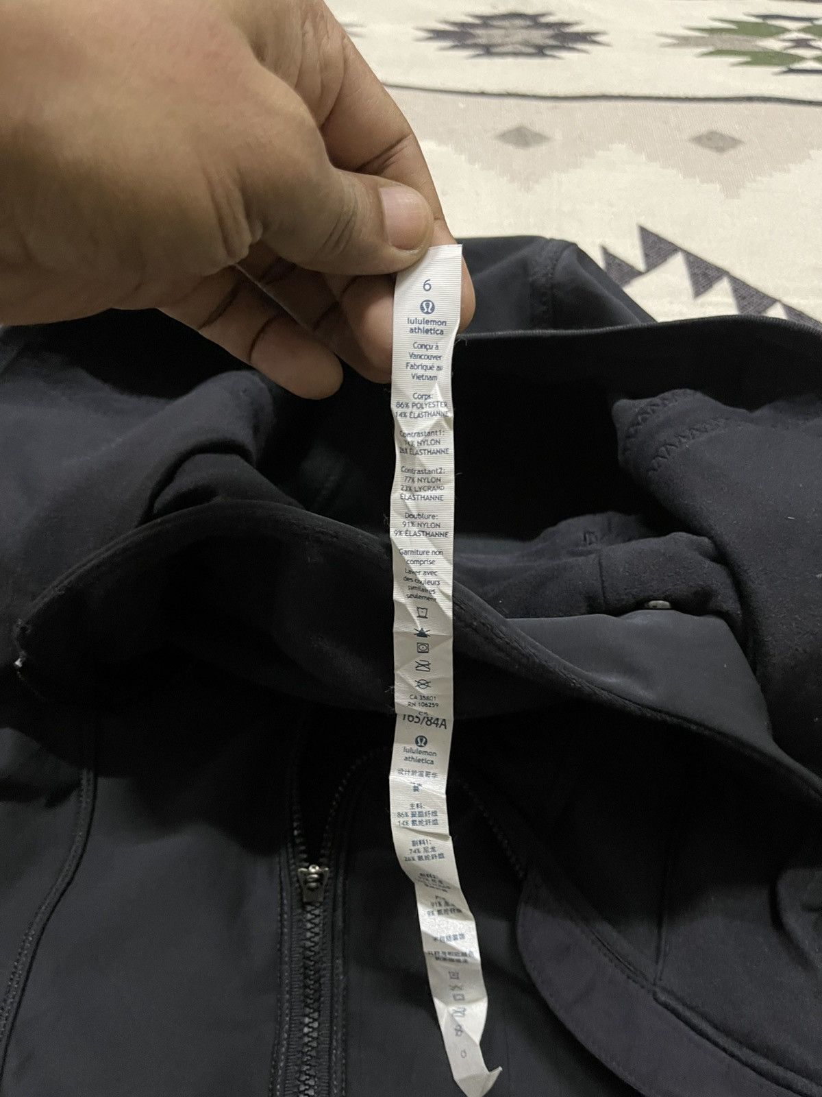 Lululemon LULULEMON KEEP IT UP BLACK RUN JACKET WATER RESISTANT Size M / US 6-8 / IT 42-44 - 11 Thumbnail
