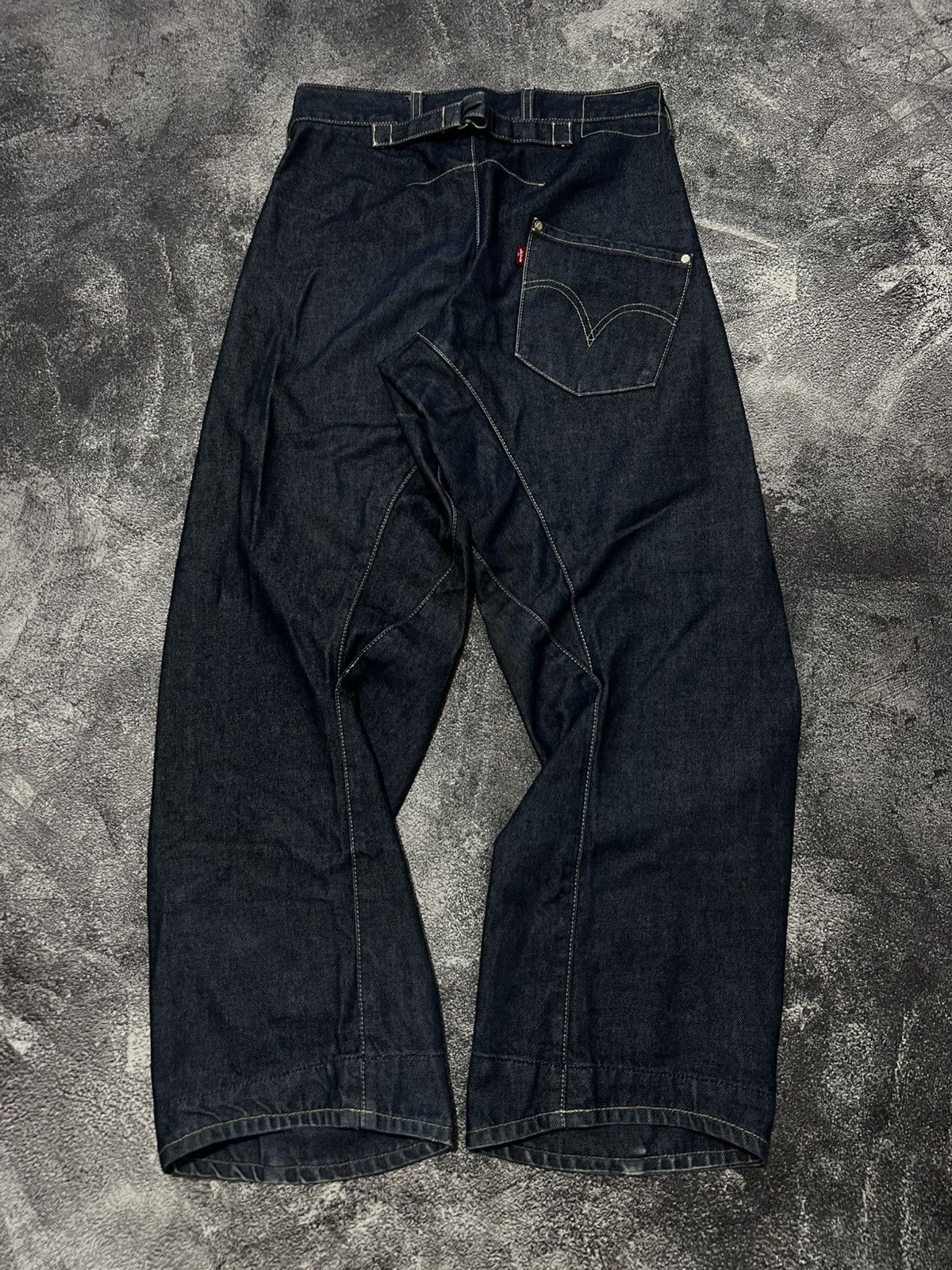Levi's Vintage Clothing Levis Engineered Buckle Back Twisted Jeans Size US 29 - 1 Thumbnail