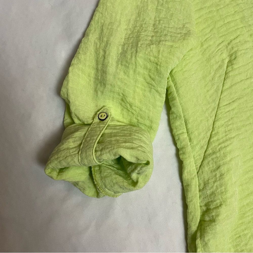 Other Lulu B Green Asymmetrical Hemline Top Shirt Size S Size S / US 4 / IT 40 - 9 Thumbnail