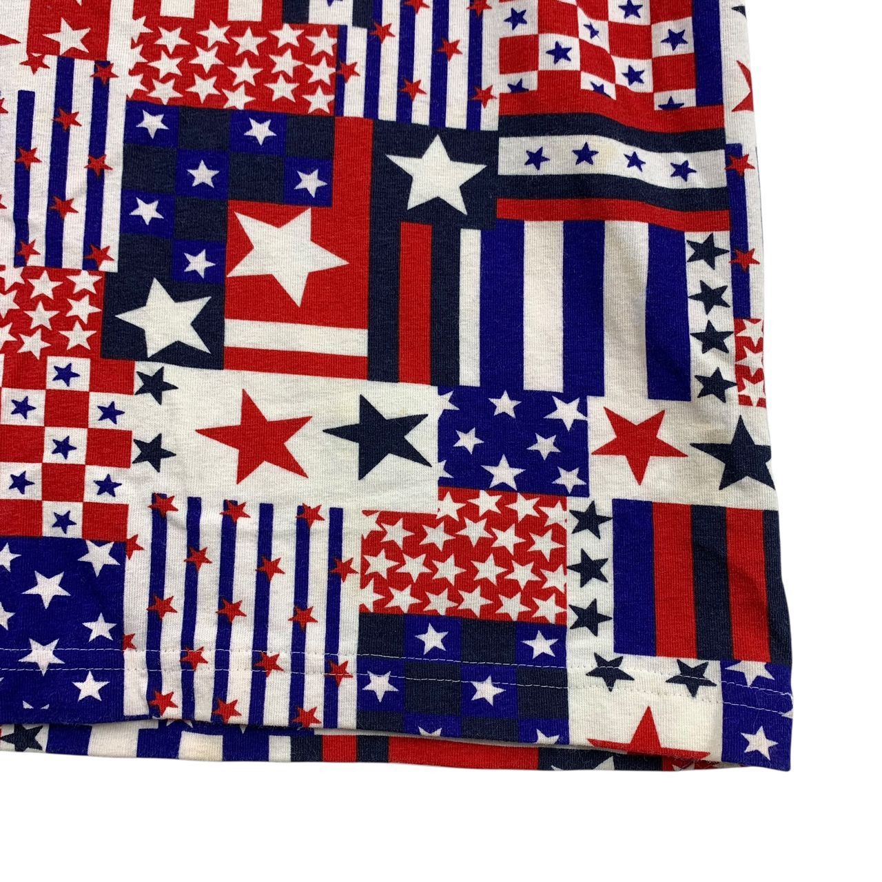 Vintage Vintage IN TOUCH USA Full print star polo tee Size US M / EU 48-50 / 2 - 8 Thumbnail