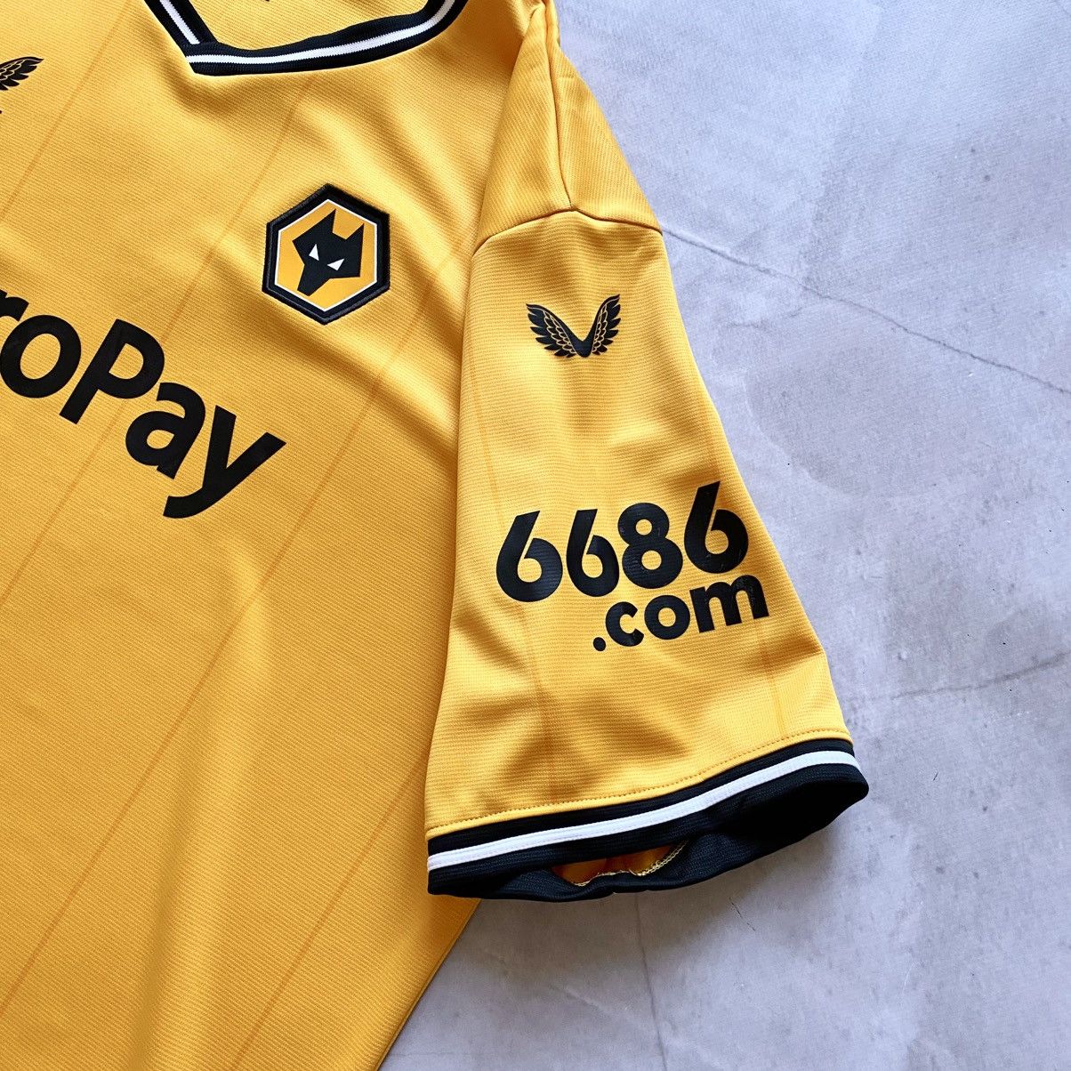 Castore Wolverhampton Wanderers 2022/23 Wolves Castore Jersey Tee Size US XXL / EU 58 / 5 - 3 Thumbnail
