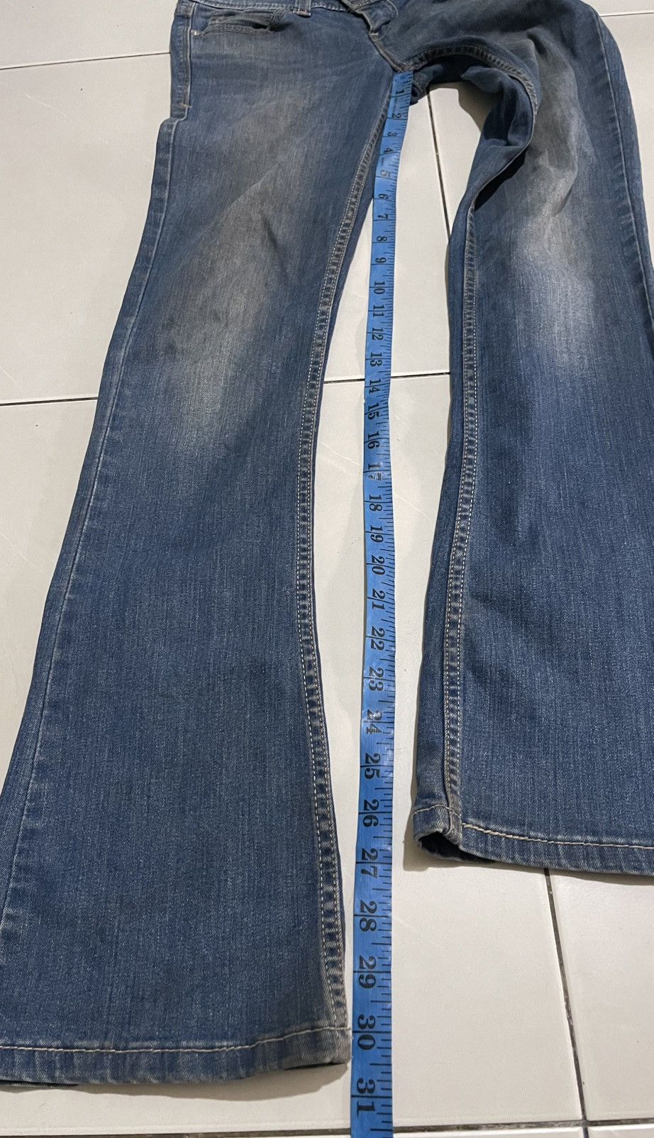 Levi's M Levi’s Flared Bootcut Demi Curve Denim Jeans dirty look Size 28" / US 6 / IT 42 - 15 Thumbnail