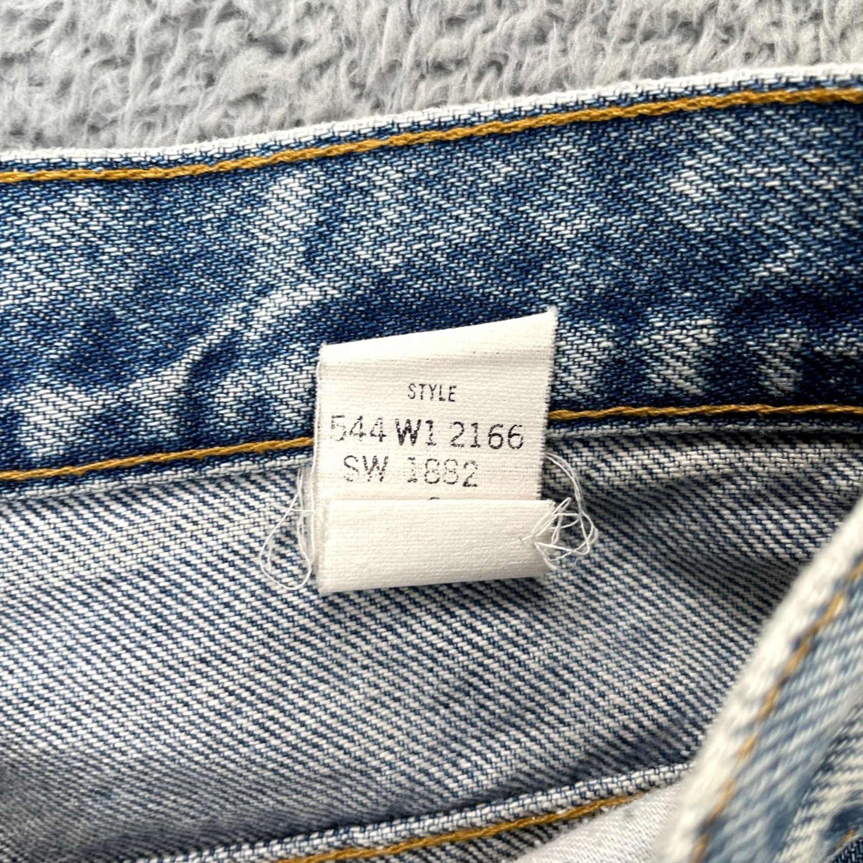 Vintage VINTAGE Sasson Jeans Womens 6 Blue Tapered Leg Denim Acid Wash Size 26" / US 2 / IT 38 - 4 Thumbnail