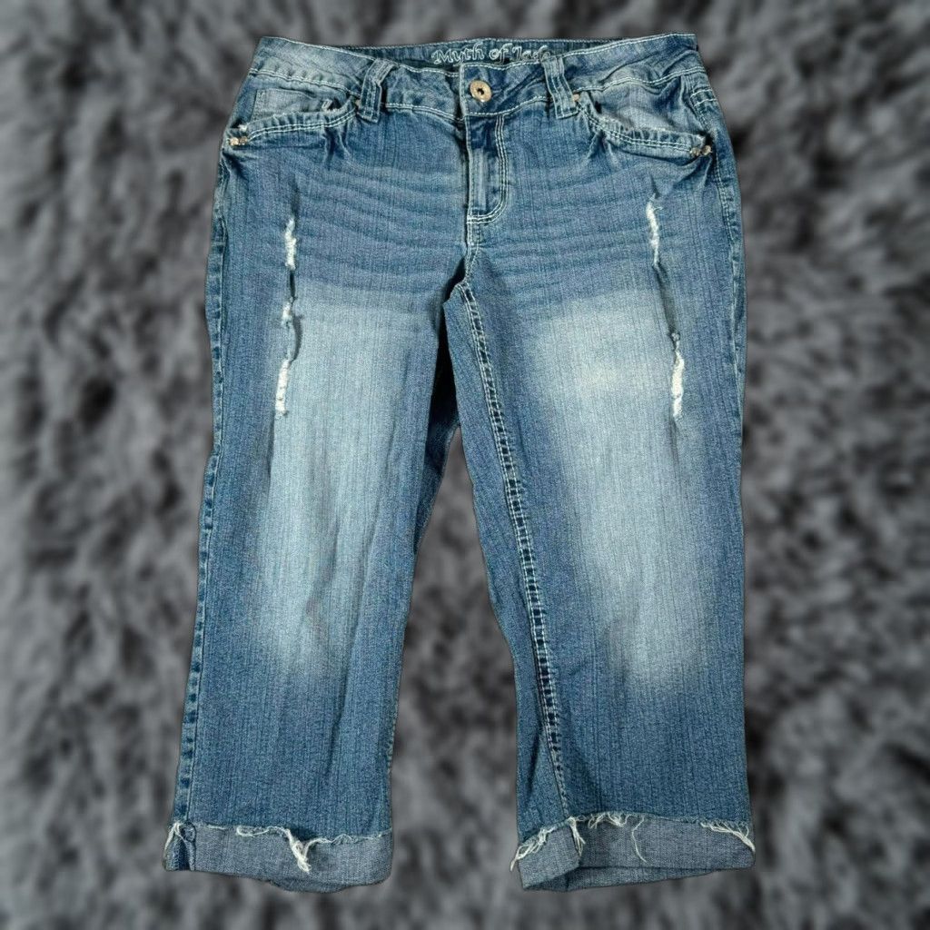 Etro VINTAGE Myth of Jade Capri Jeans Womens Size 8 Cuffed Distressed Grunge Streetwear 5-Pocket Denim Blue Size 30" / US 8 / IT 44 - 1 Thumbnail