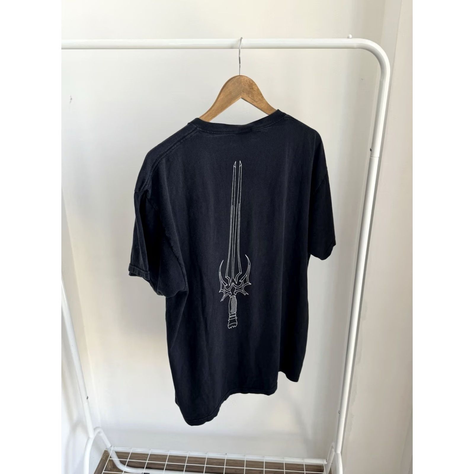 Fruit Of The Loom Trivium Big Logo Graphic Print Vintage Rock Band T shirt L Mens Cotton Black Short Sleeve Size US L / EU 52-54 / 3 - 3 Thumbnail