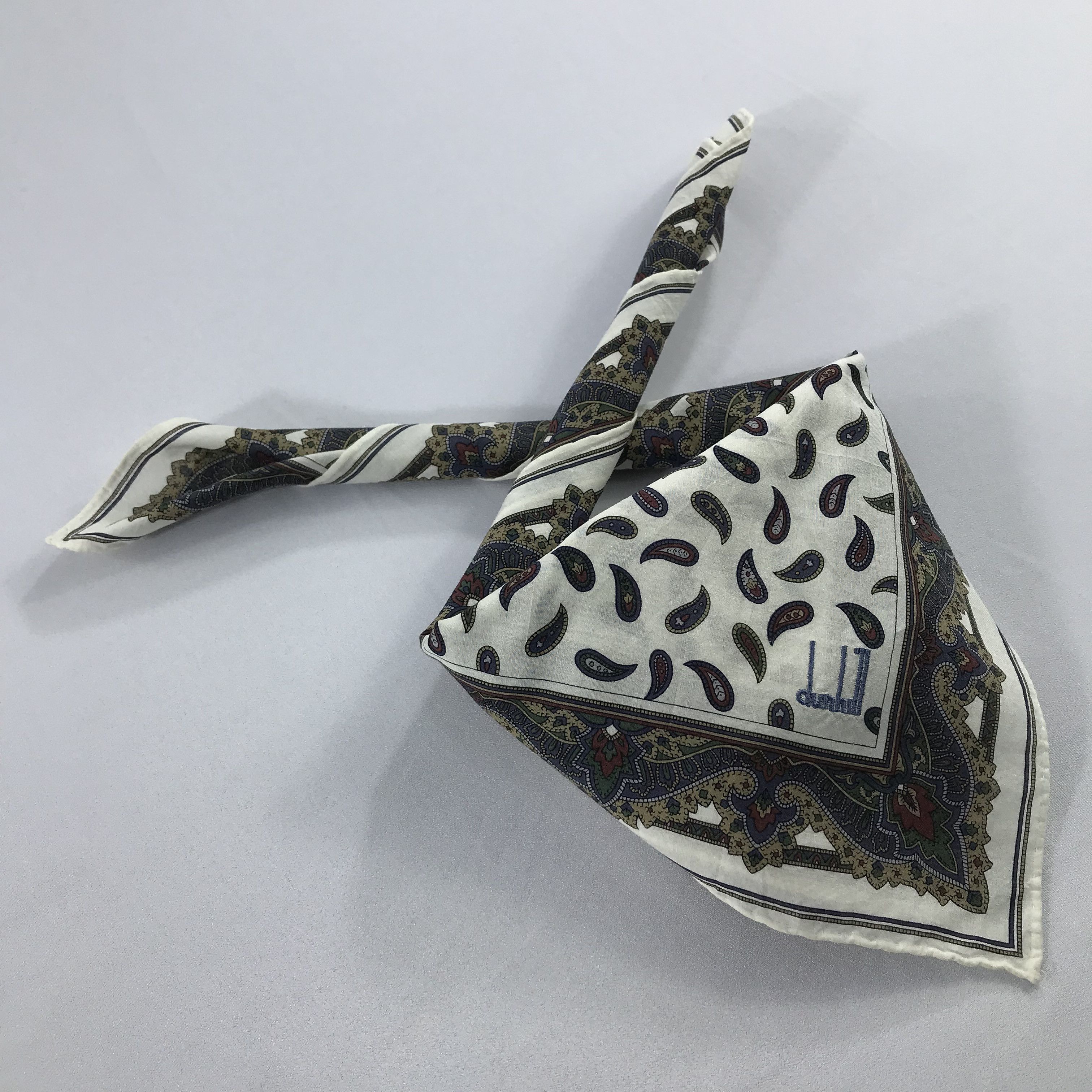 Alfred Dunhill × Vintage Dunhill Bandana / Handkerchief / Neckerchief - S2236 Size ONE SIZE - 4 Thumbnail
