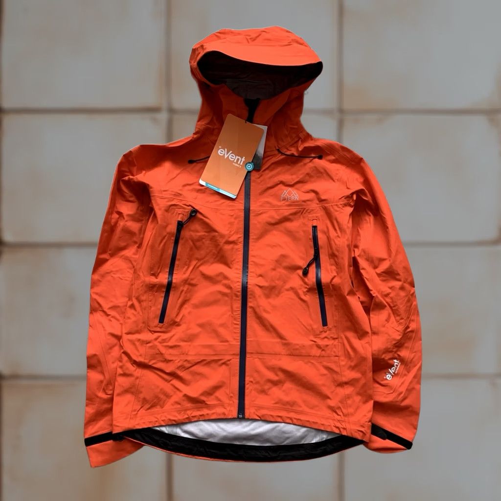 Vintage FJERN Windbreaker Jacket Mens M Orange Full Zip Windbreaker Outdoor 90s? Size US M / EU 48-50 / 2 - 1 Thumbnail