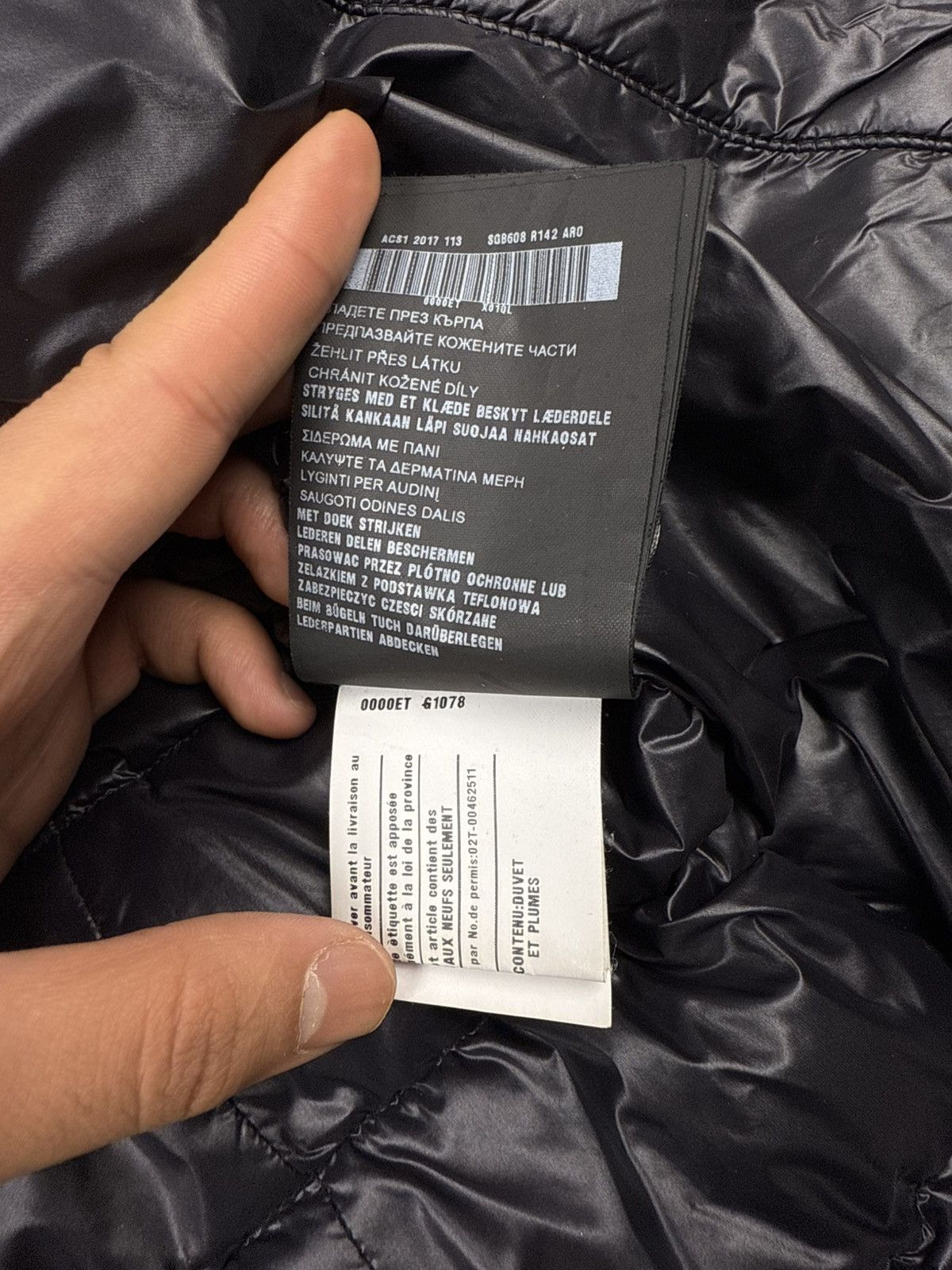 Prada Prada Black Puffer Jacket Winter Outerwear size M Size US M / EU 48-50 / 2 - 17 Thumbnail