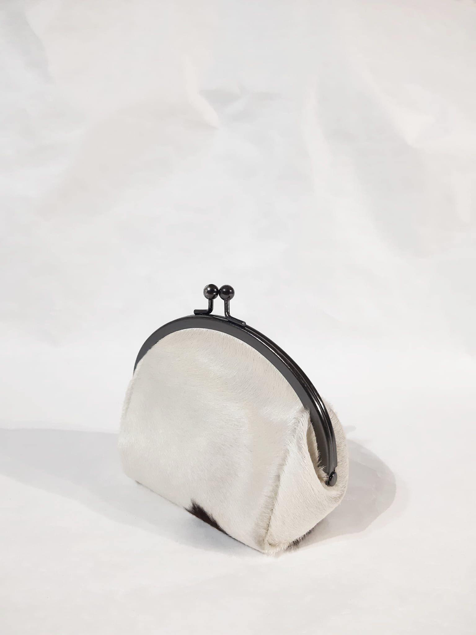 Miu Miu MiuMiu SS 1998 🐄 Cow Fur Coin Clutch Size ONE SIZE - 2 Thumbnail