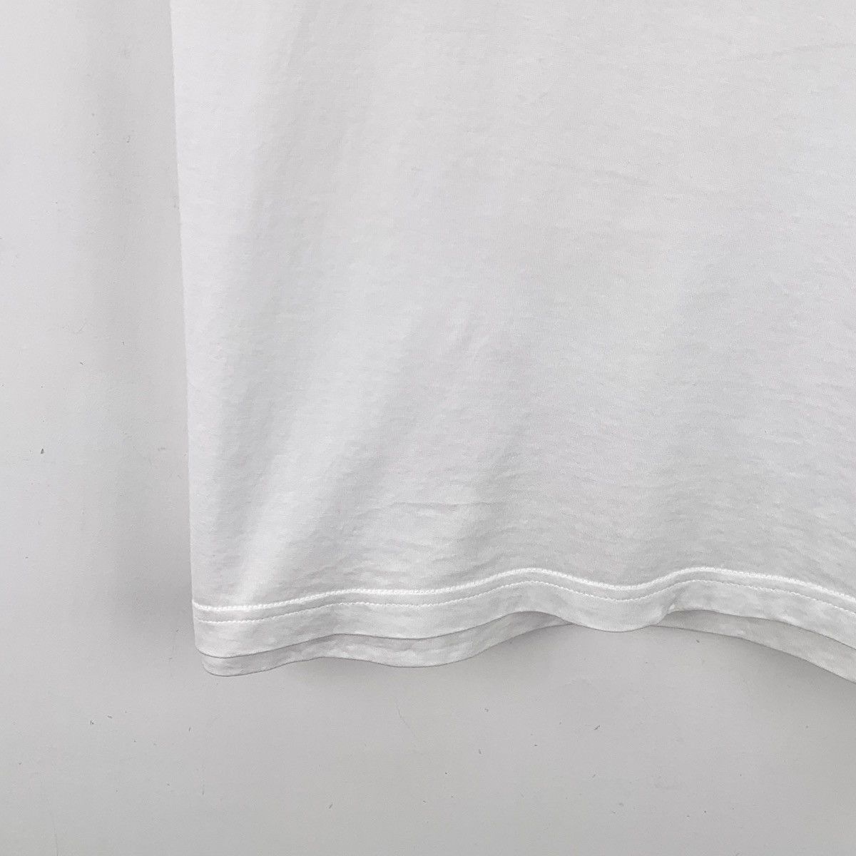 Burberry Burberry White Cupid Print Short Sleeve T-shirt K26WX Size US S / EU 44-46 / 1 - 5 Thumbnail