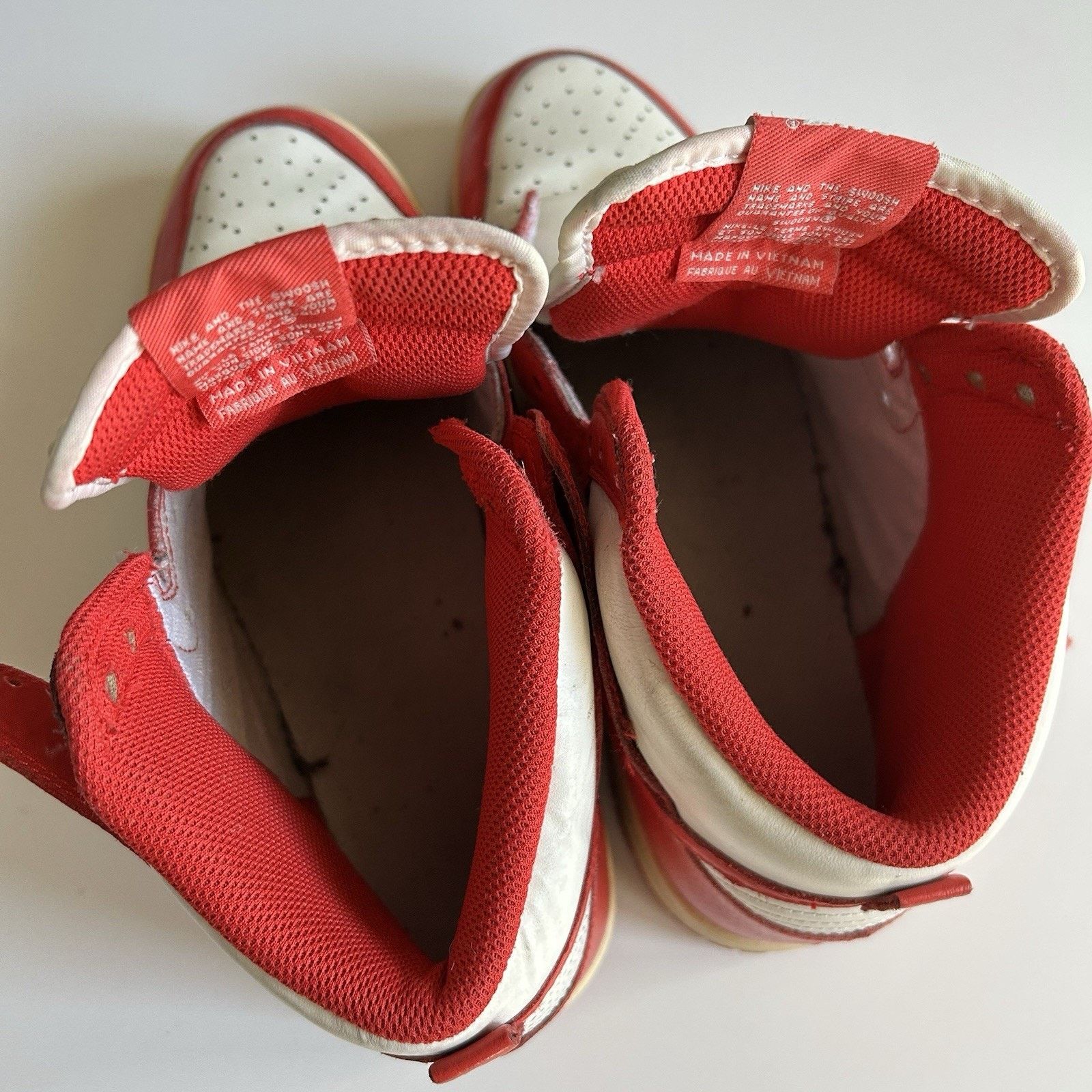 Nike Vintage Nike Dunk High 2011 US 10 Pack Sail Action Red/White Size US 10 / EU 43 - 7 Thumbnail