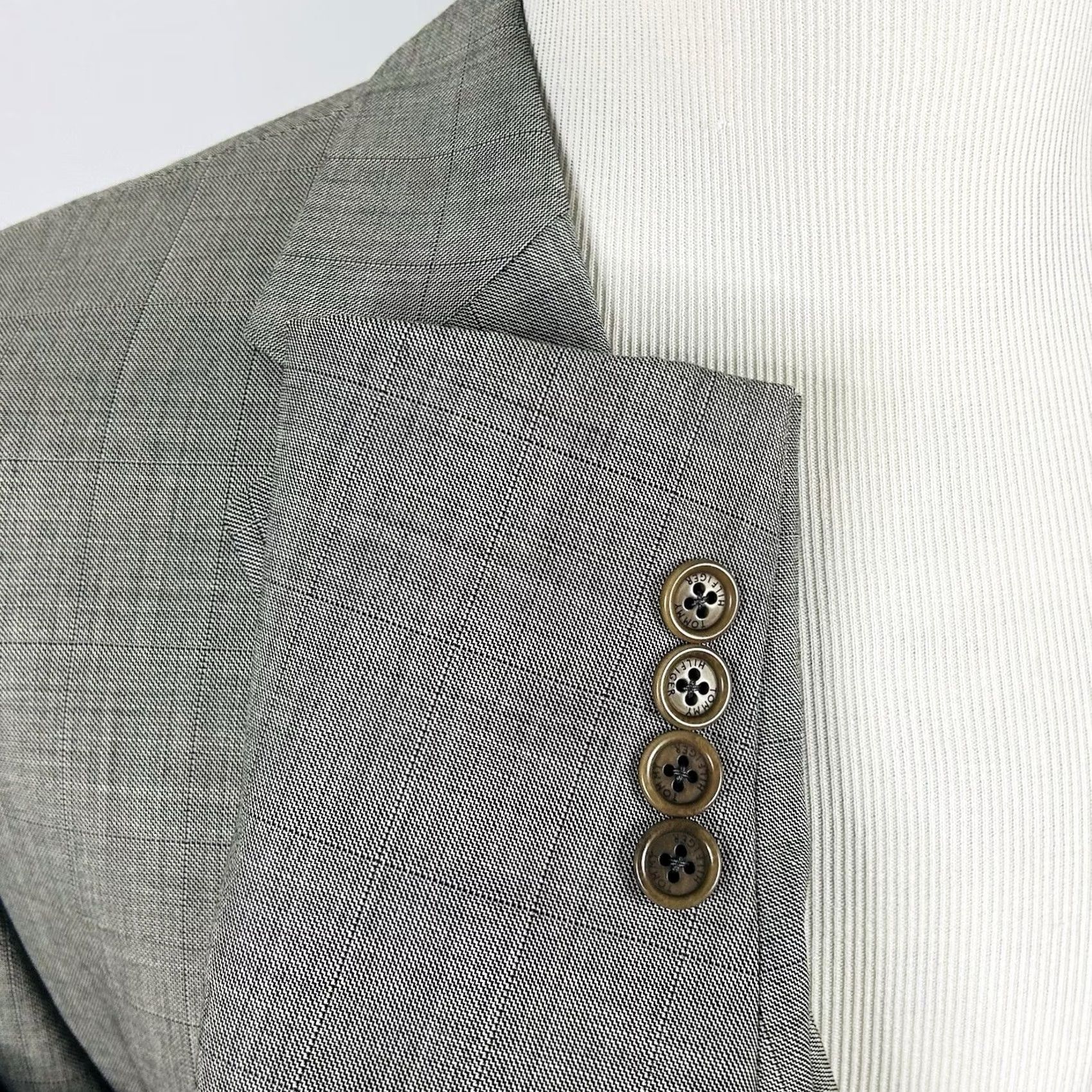 Tommy Hilfiger Tommy Hilfiger 46L Suit 40x32 Pleated 100% Wool Gray Two Button Lined Vented Wool Suit Mens 2 Piece Wide Notch Lapel Regular Fit 46/40 Gray Vintage No Size 40R - 5 Thumbnail