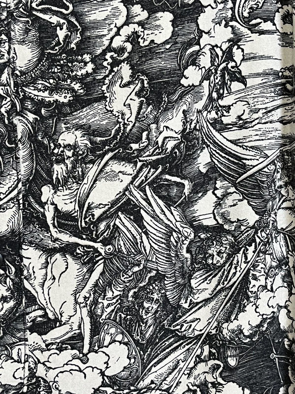 Japanese Brand H&M ALBRECHT DURER APOCALYPSE PRINT RAYON BUTTON UPS SHIRT Size US S / EU 44-46 / 1 - 10 Thumbnail