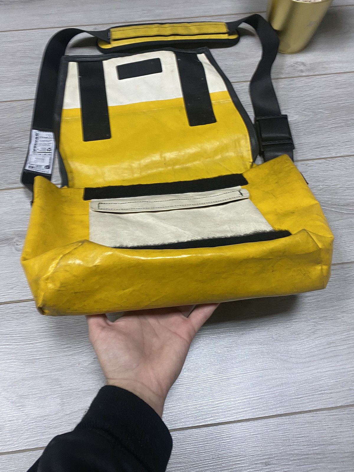 Freitag Freitag🇨🇭X 3 in 1 recycle ♻️ waterproof vintage Zurich bag Size ONE SIZE - 8 Thumbnail