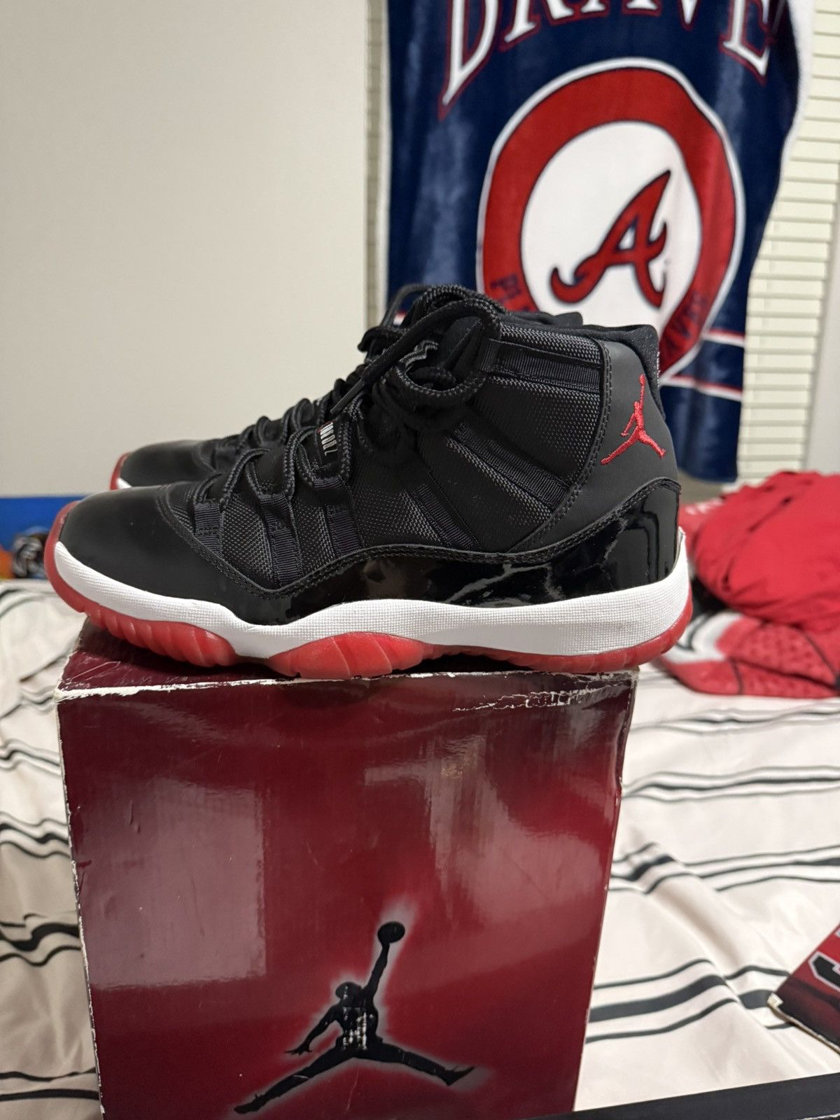 Jordan Brand Retro Air Jordan 11/12 Countdown Pack Size US 9 / EU 42 - 6 Thumbnail