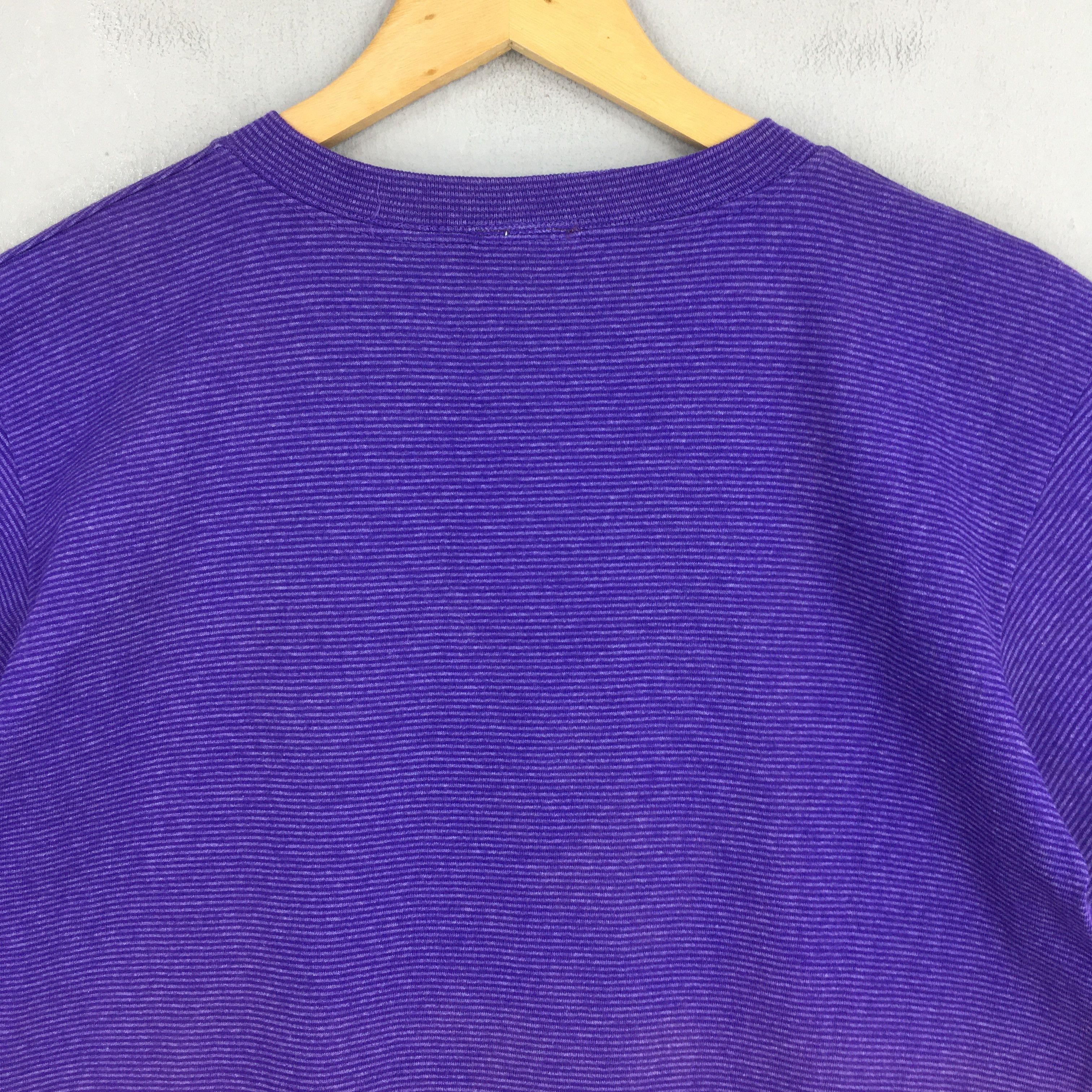Guess Vintage 90s Guess Jeans Usa Striped Purple T shirt Medium Size US M / EU 48-50 / 2 - 8 Thumbnail