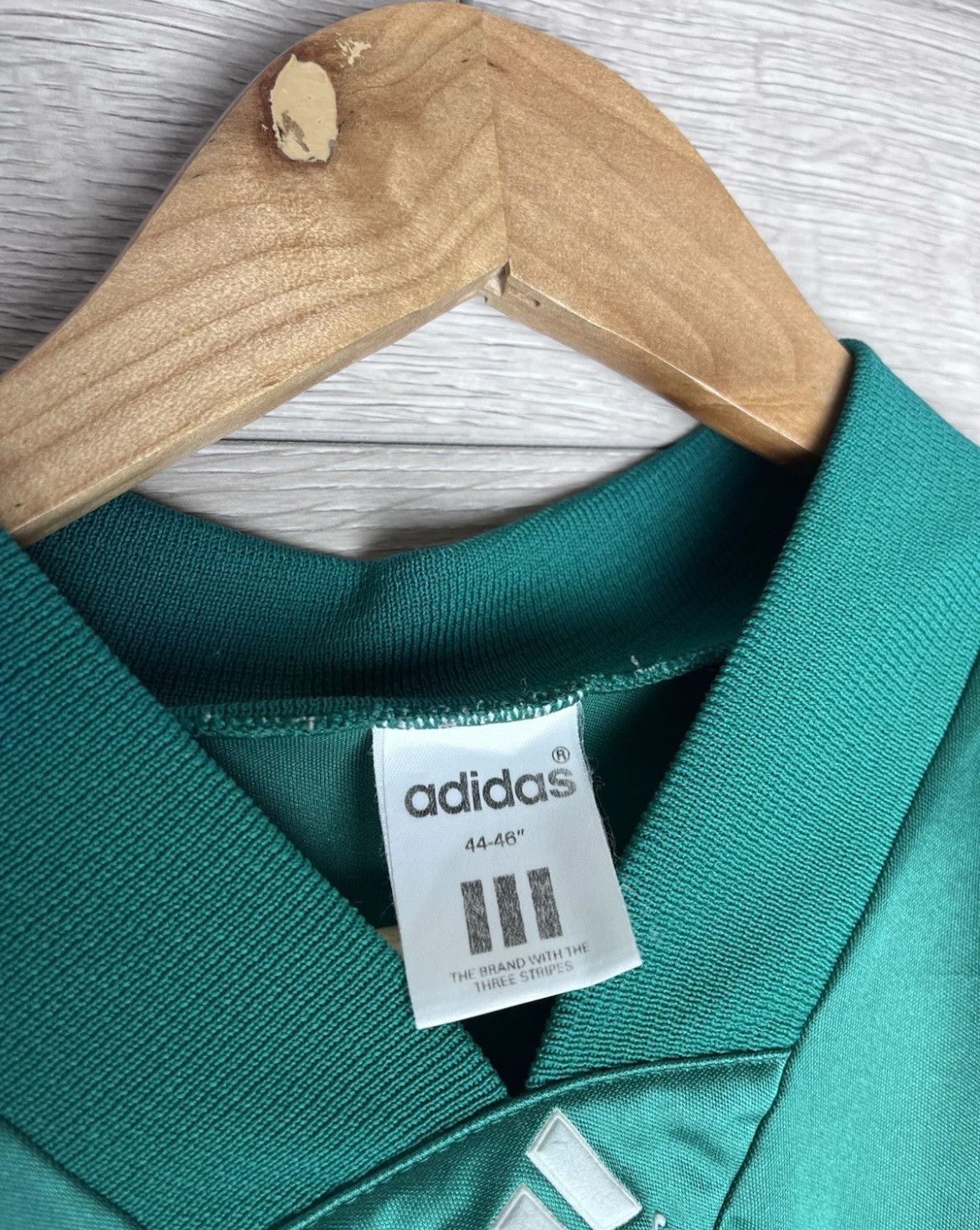 Other VERY RARE SOCCER JERSEY LIVERPOOL ADIDAS EQUIVALENT 1990s Size US M / EU 48-50 / 2 - 6 Thumbnail