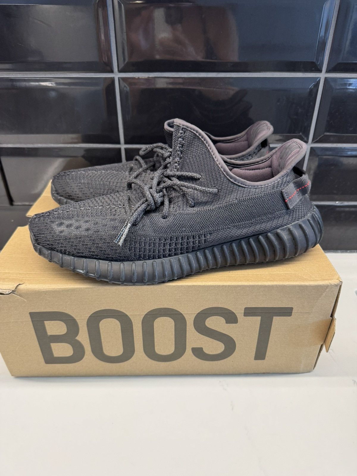 Yeezy Adidas Yeezy Boost 350 V2 Black size 13 Size US 13 / EU 46 - 4 Thumbnail