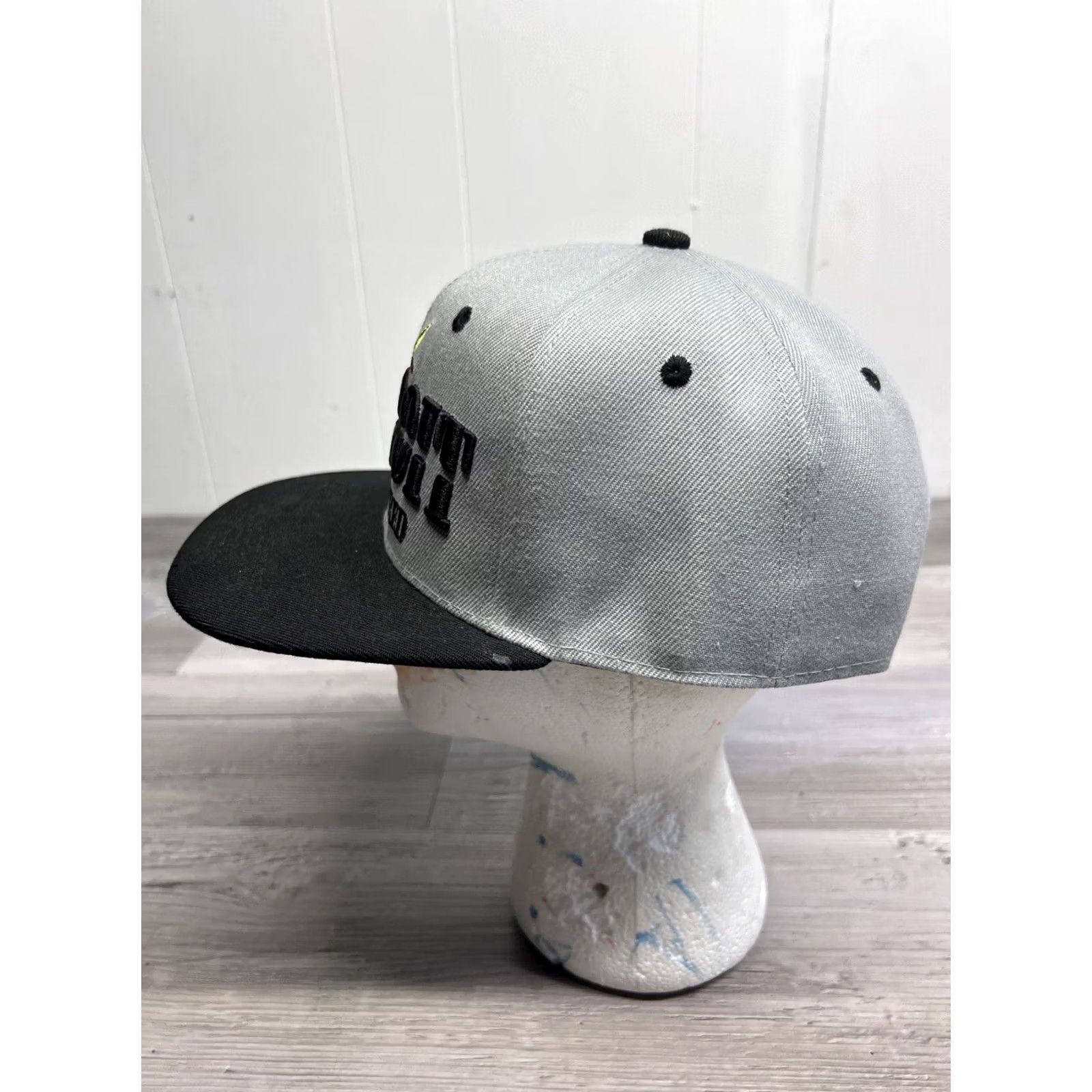 Born Detroit Born & Raised Gray Snapback Hat Marijuana Leaf Reggae Colorway Ball Cap Shirt? Size ONE SIZE - 3 Thumbnail