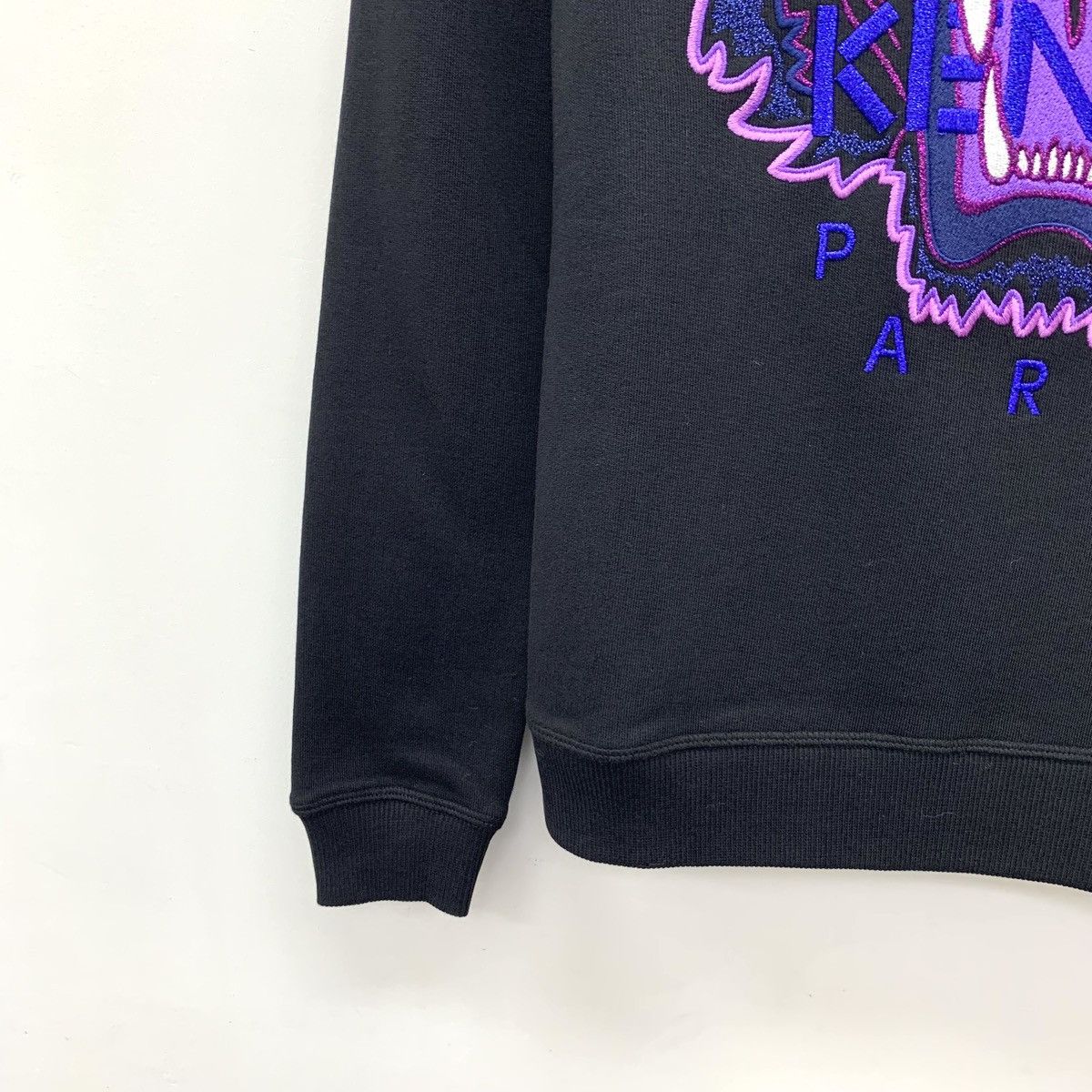 Kenzo Kenzo Tiger Head Embroidered Long Sleeve Sweatshirt K26WX Size XS / US 0-2 / IT 36-38 - 4 Thumbnail