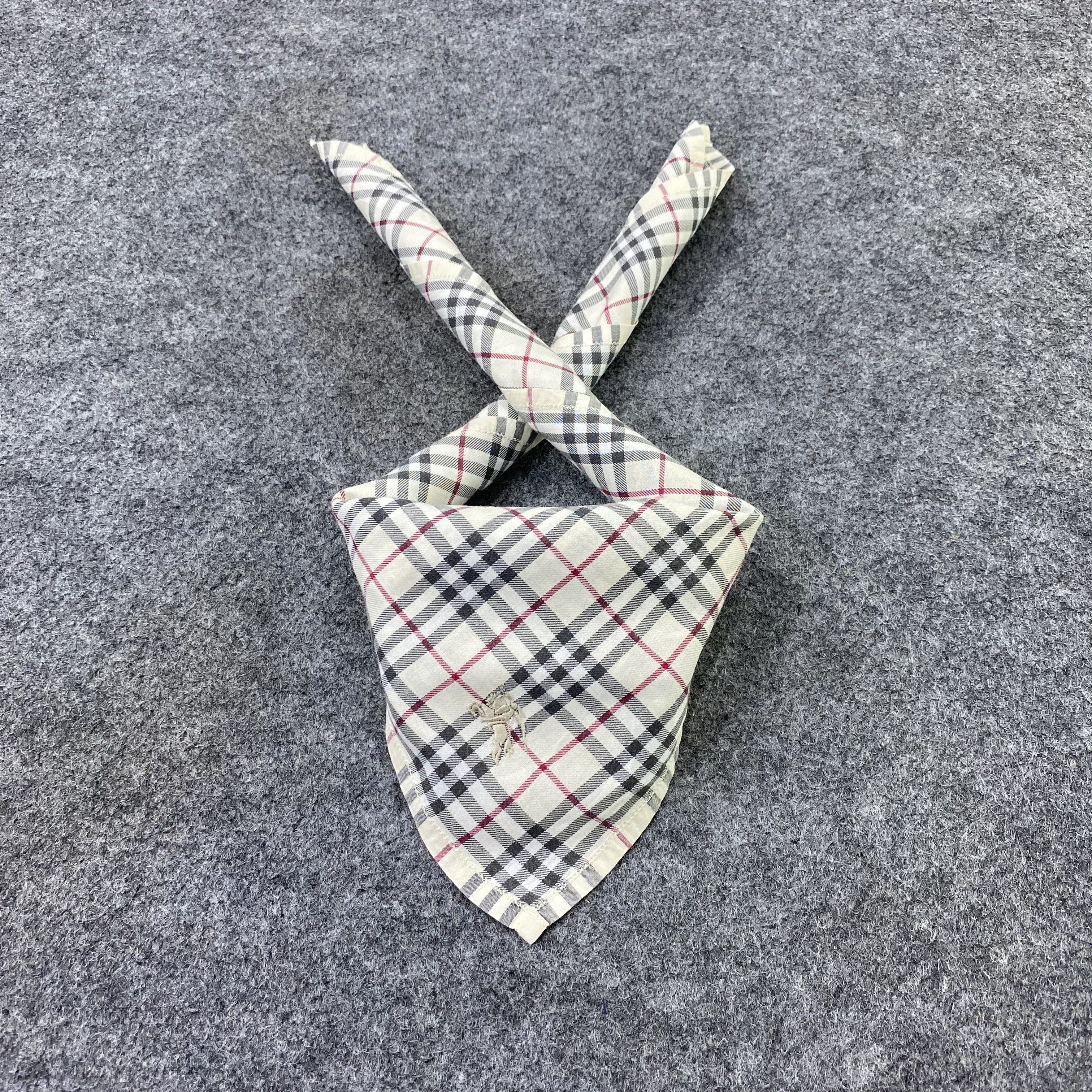 Burberry Burberry Handkerchief / Bandana / Neckerchief-B2274 Size ONE SIZE - 2 Thumbnail
