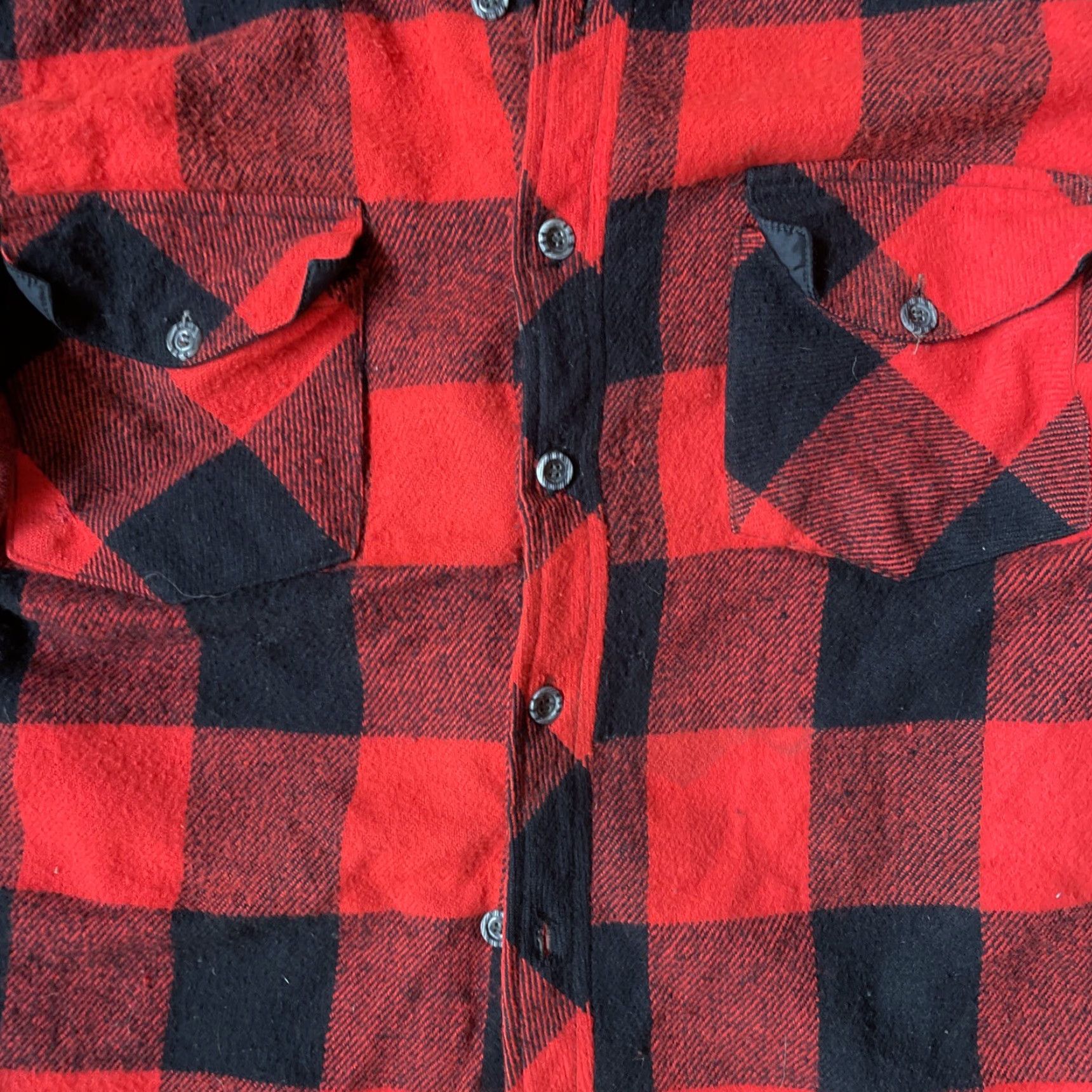Vintage VINTAGE Montgomery Ward Mens L Button Up Red Buffalo Plaid Lined Jacket VTG Shirt 1980s Mens Size US L / EU 52-54 / 3 - 5 Thumbnail