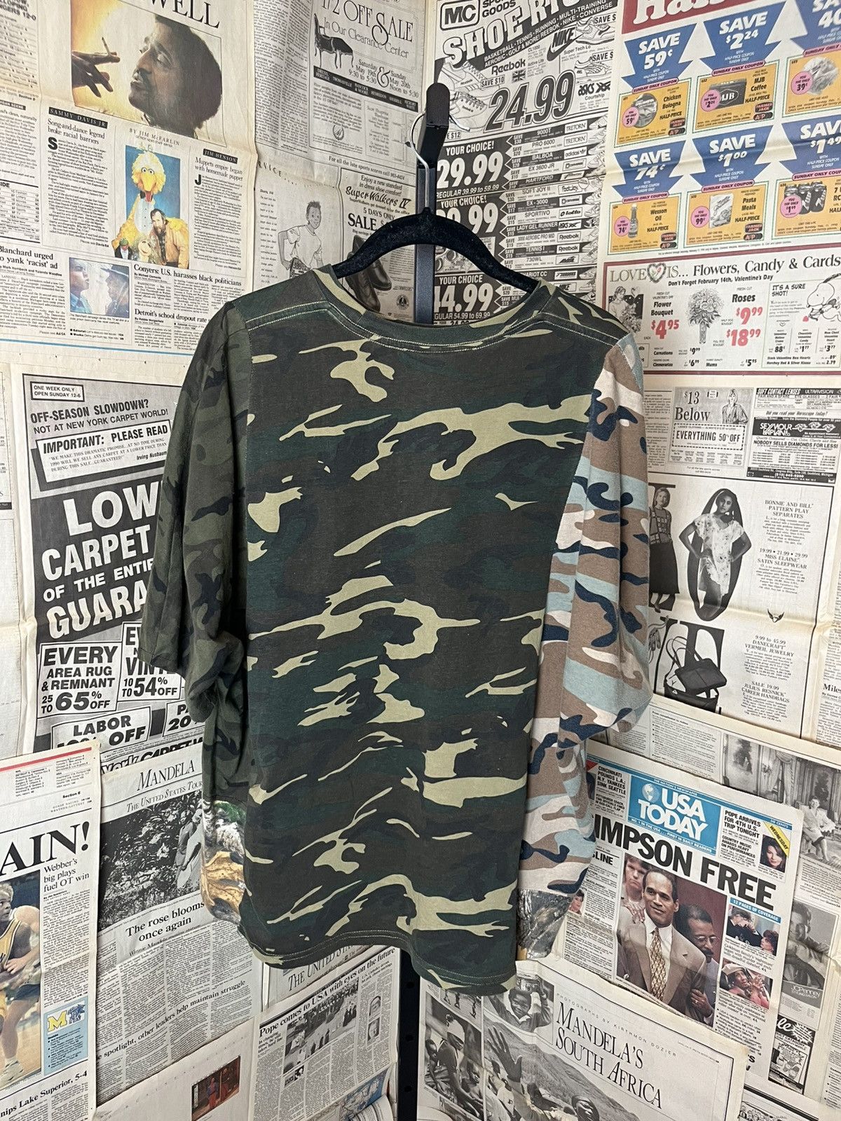 Brigade THERES A WAR GOING ON OUTSIDE shirt Size US M / EU 48-50 / 2 - 3 Thumbnail