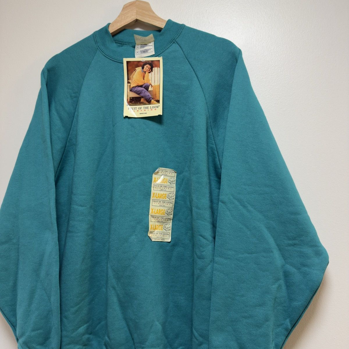 Fruit Of The Loom Vintage 90s FOTL Blank Raglan Crewneck Deadstock XL Size US XL / EU 56 / 4 - 2 Thumbnail